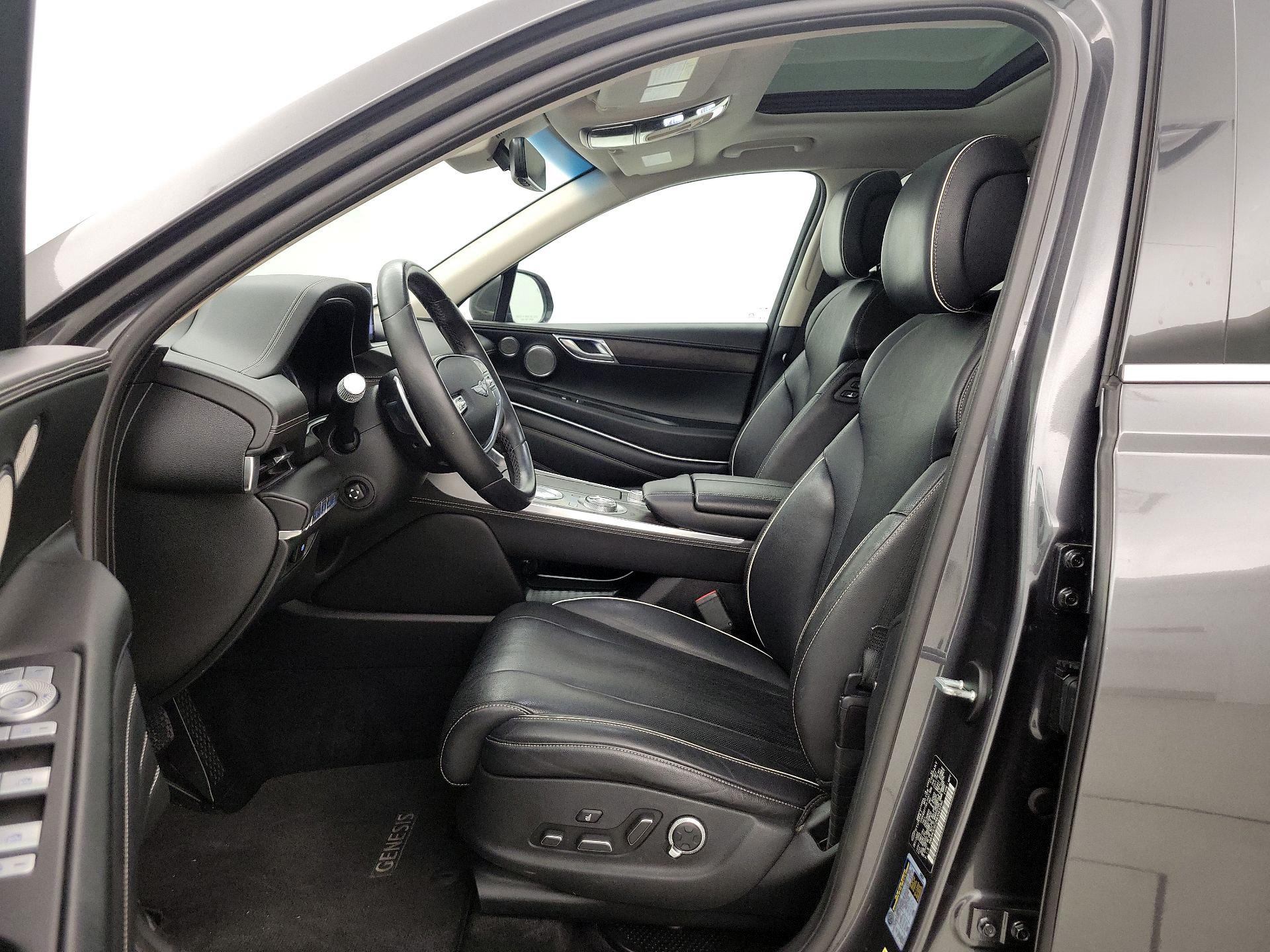 Thumbnail: 2021 Genesis GV80 - 11