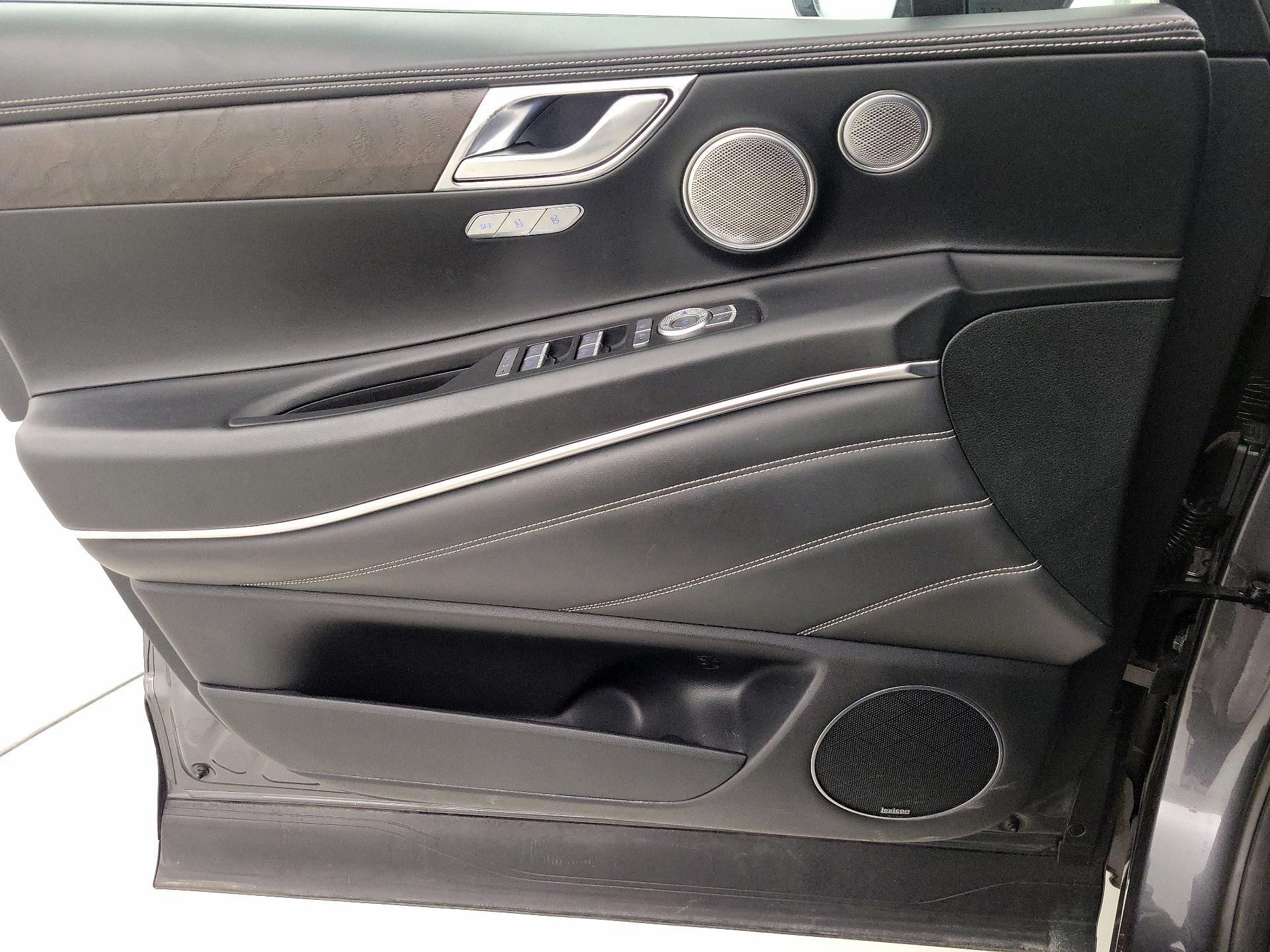 Thumbnail: 2021 Genesis GV80 - 12