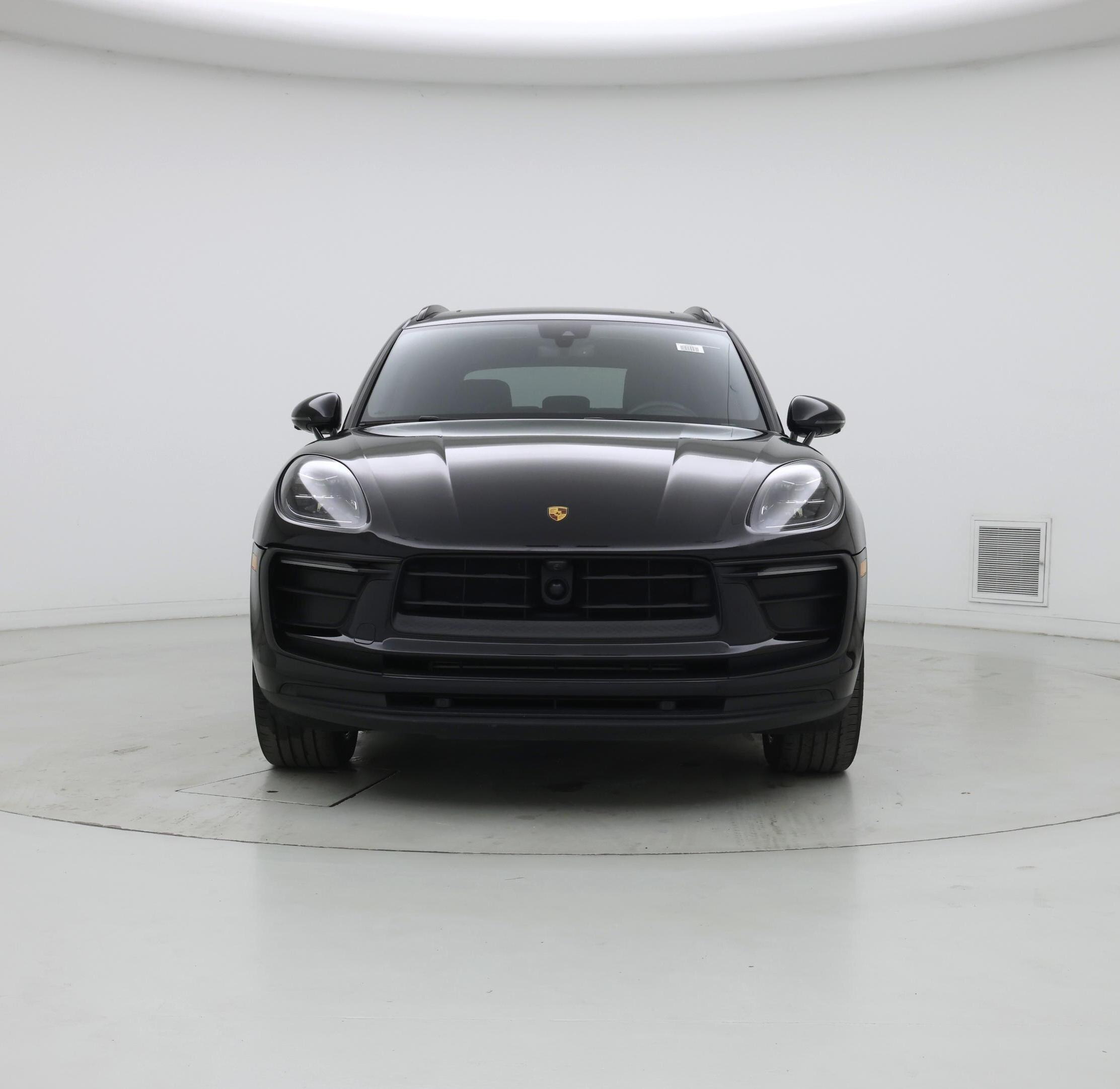 Thumbnail: 2023 Porsche Macan - 5