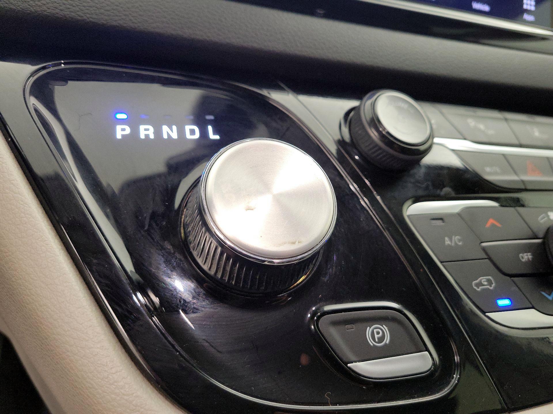 Thumbnail: 2024 Chrysler Pacifica - 17