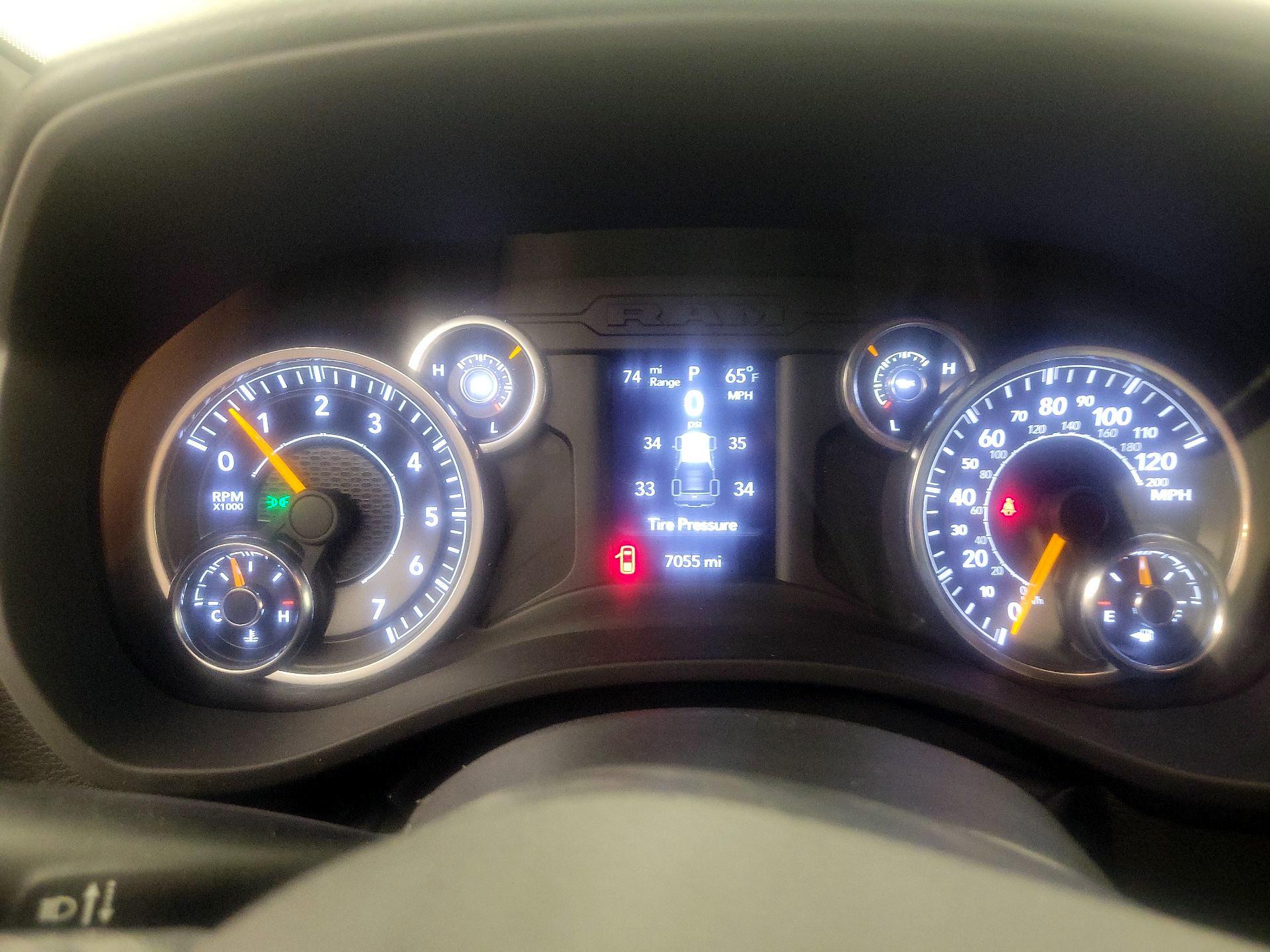 Thumbnail: 2022 RAM 1500 - 9