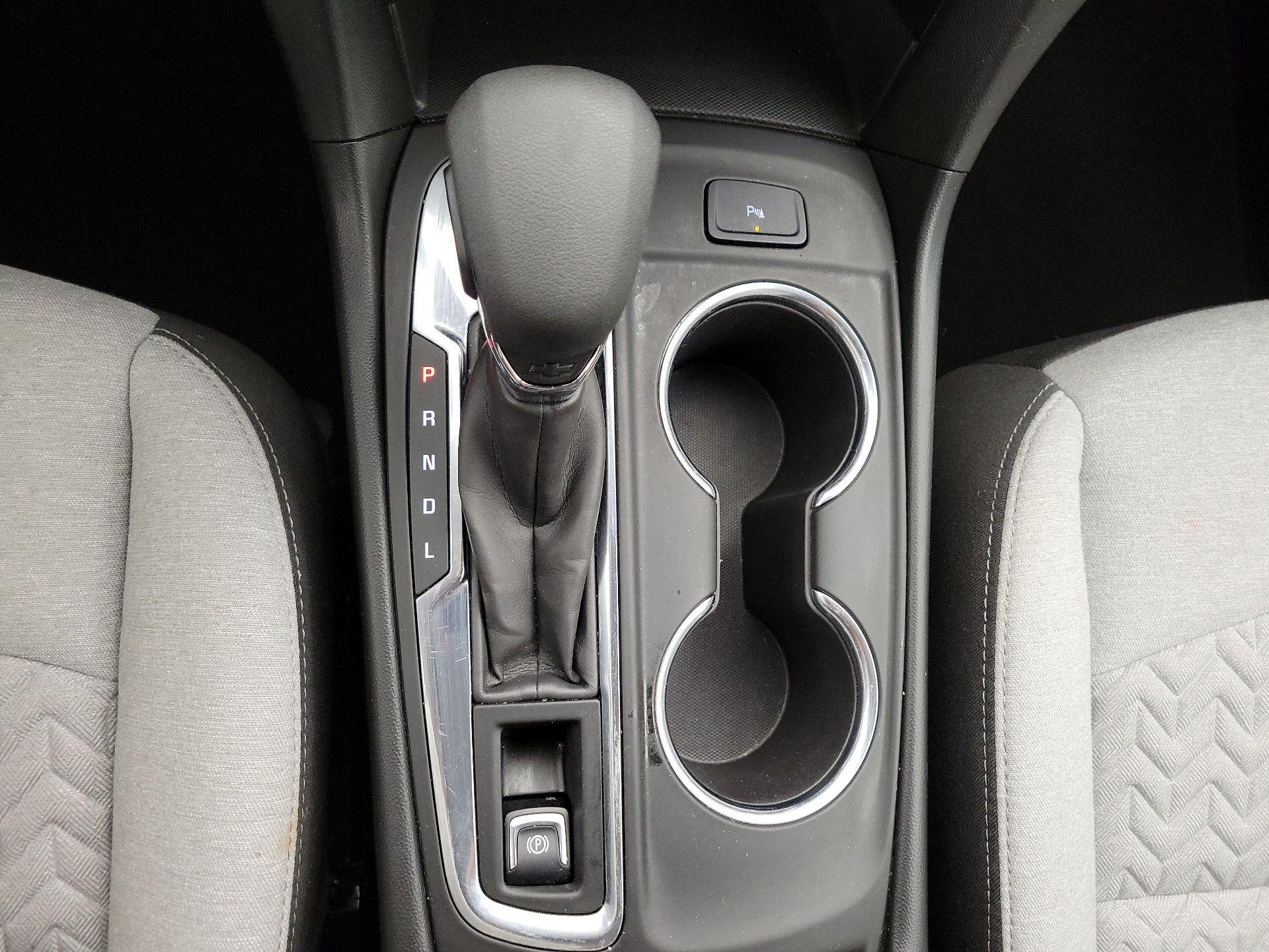 Thumbnail: 2022 Chevrolet Equinox - 17