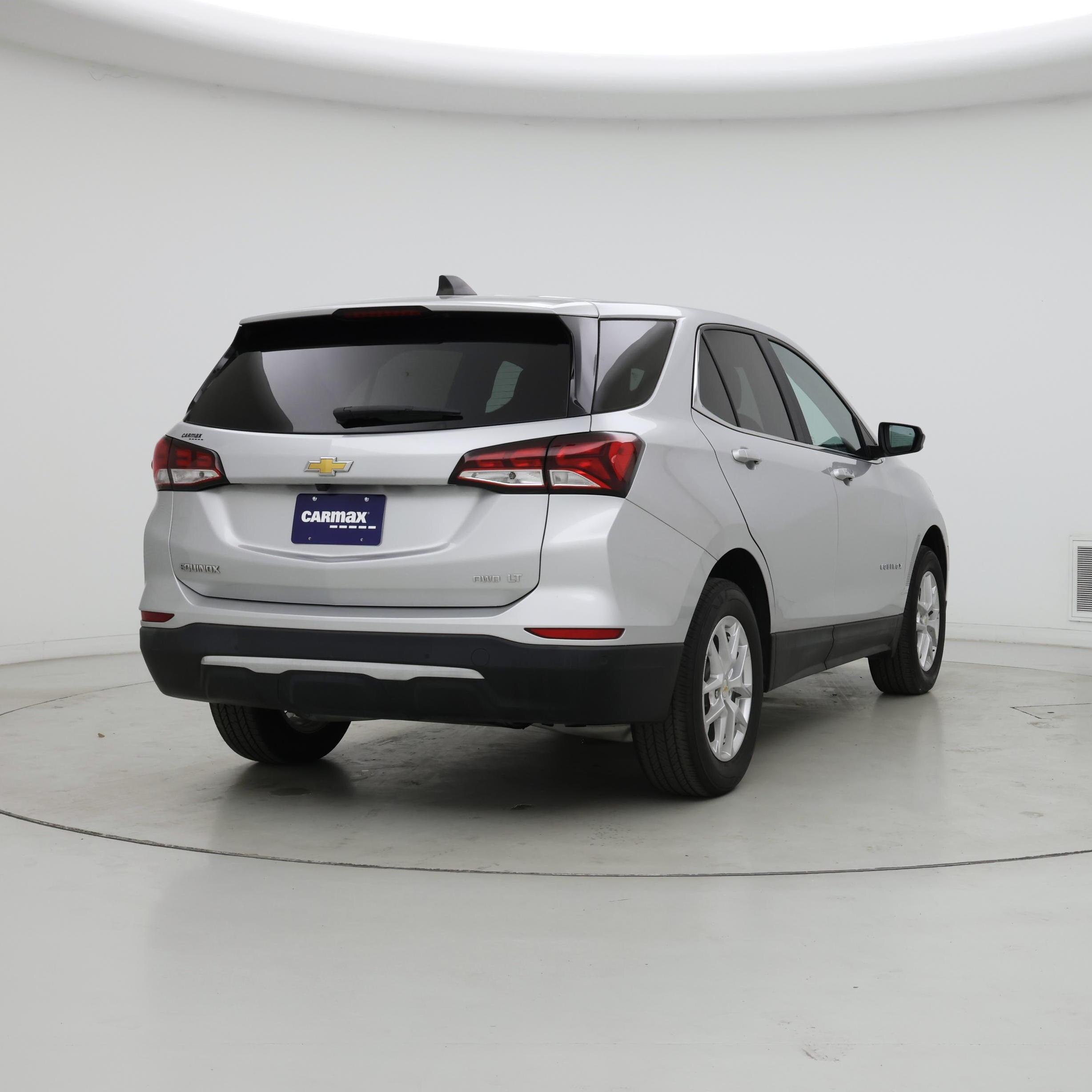 Thumbnail: 2022 Chevrolet Equinox - 8