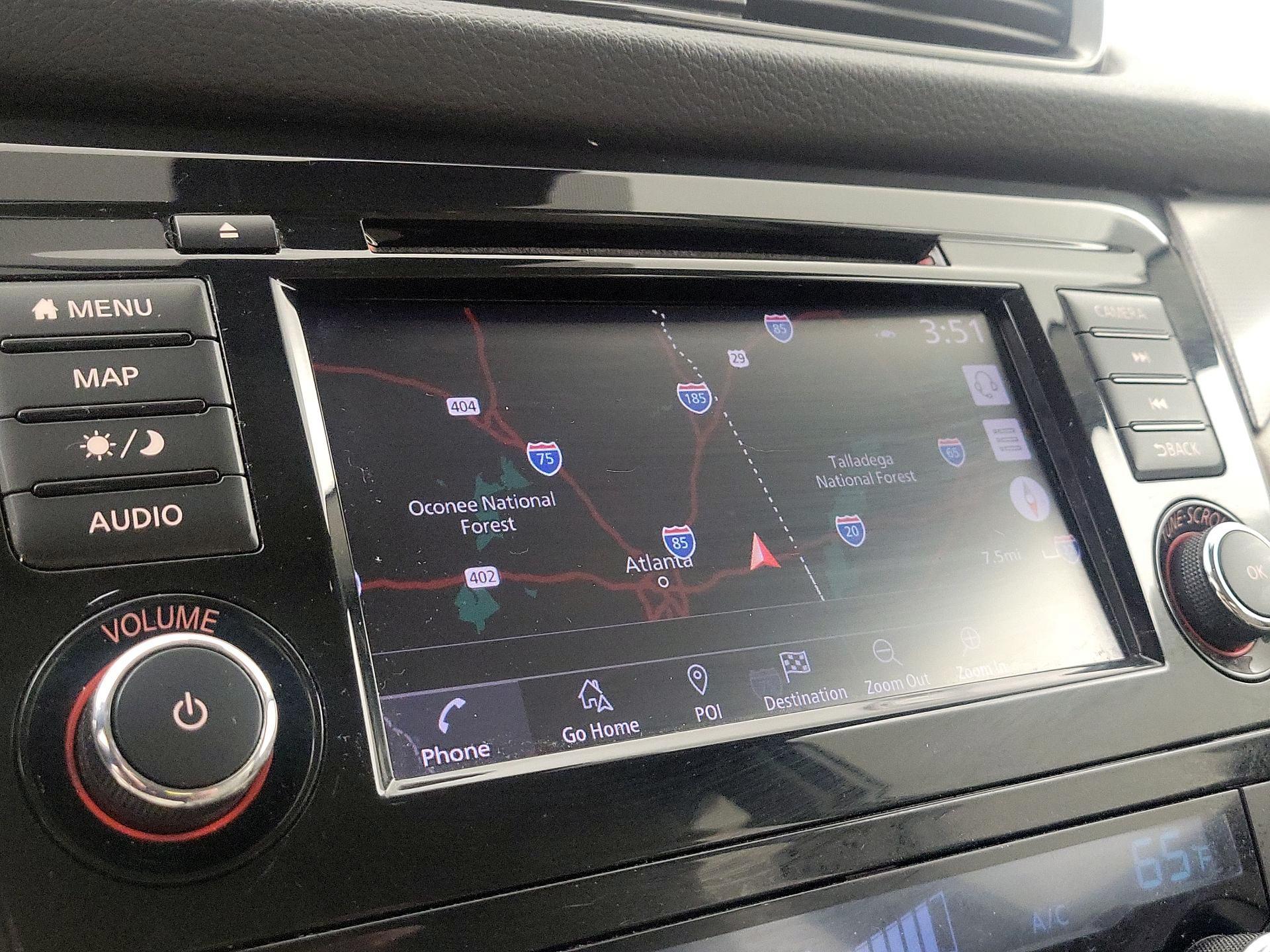 Thumbnail: 2020 Nissan Rogue Sport - 14