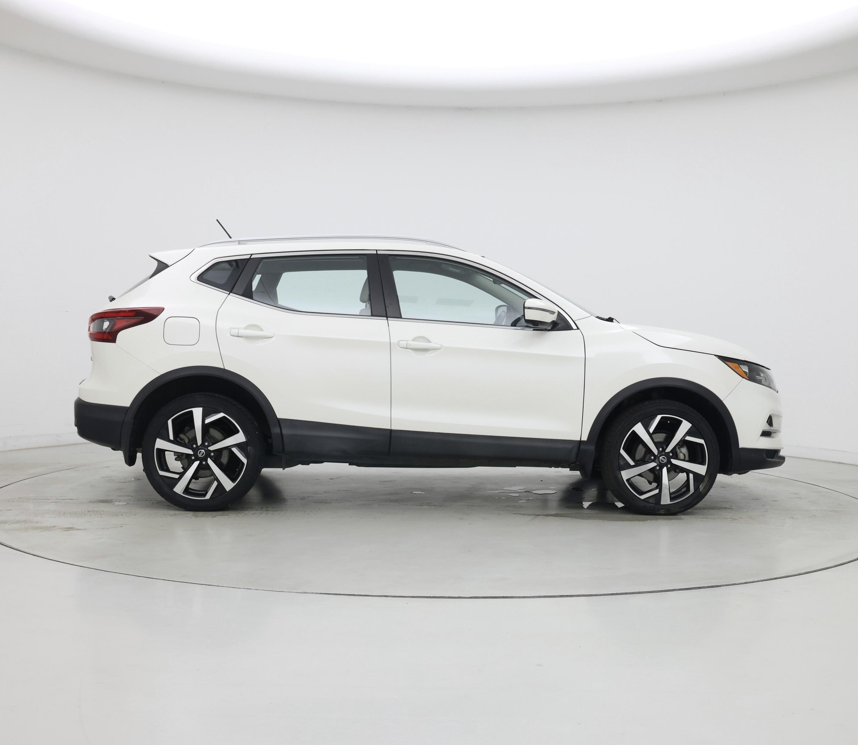 Thumbnail: 2020 Nissan Rogue Sport - 7