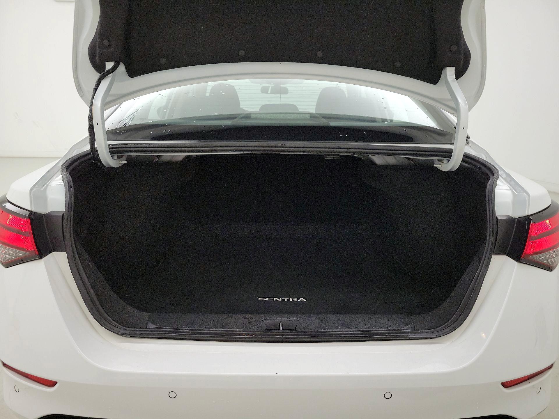 Thumbnail: 2023 Nissan Sentra - 20