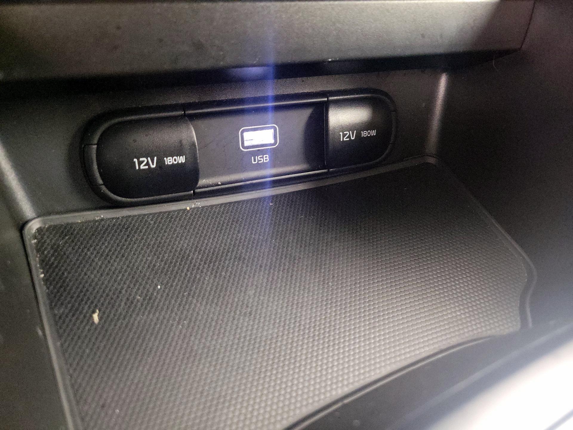 Thumbnail: 2025 Kia Soul - 18