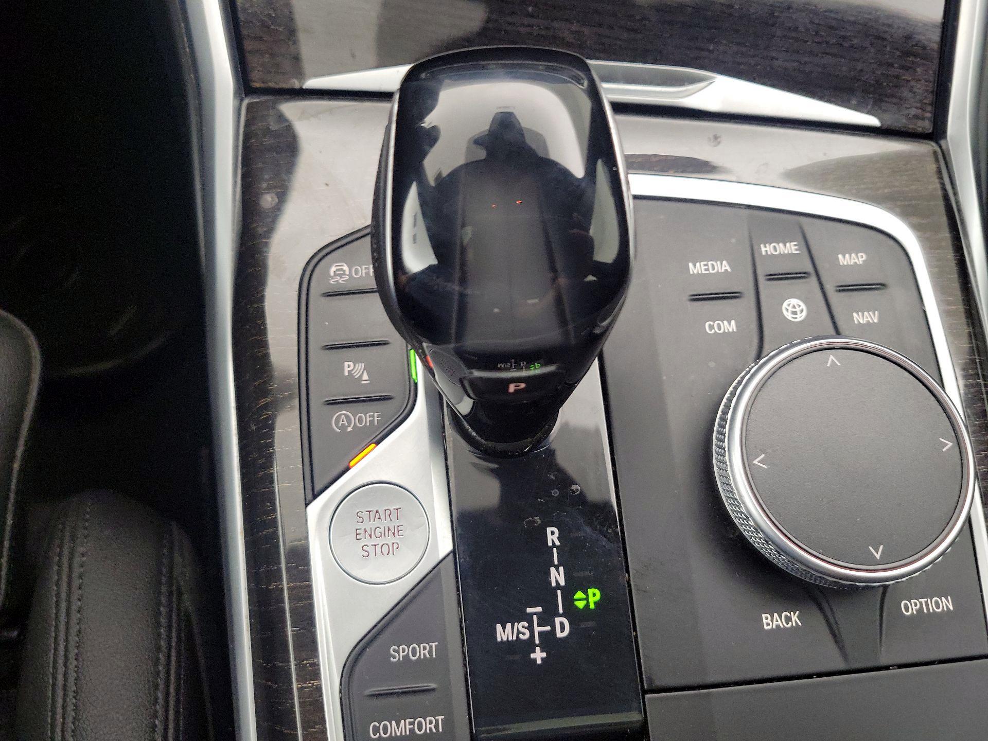 Thumbnail: 2021 BMW 3 Series - 18