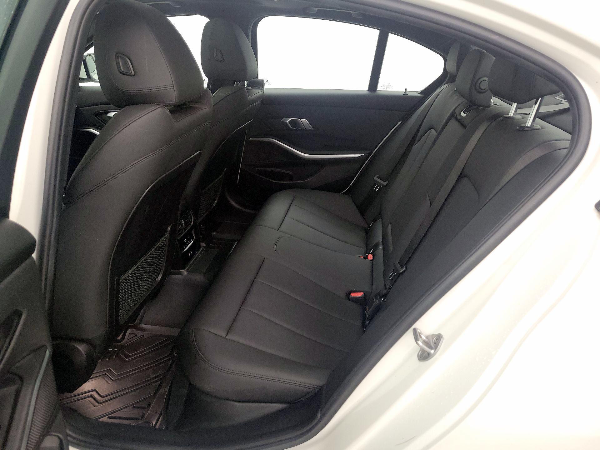 Thumbnail: 2021 BMW 3 Series - 20