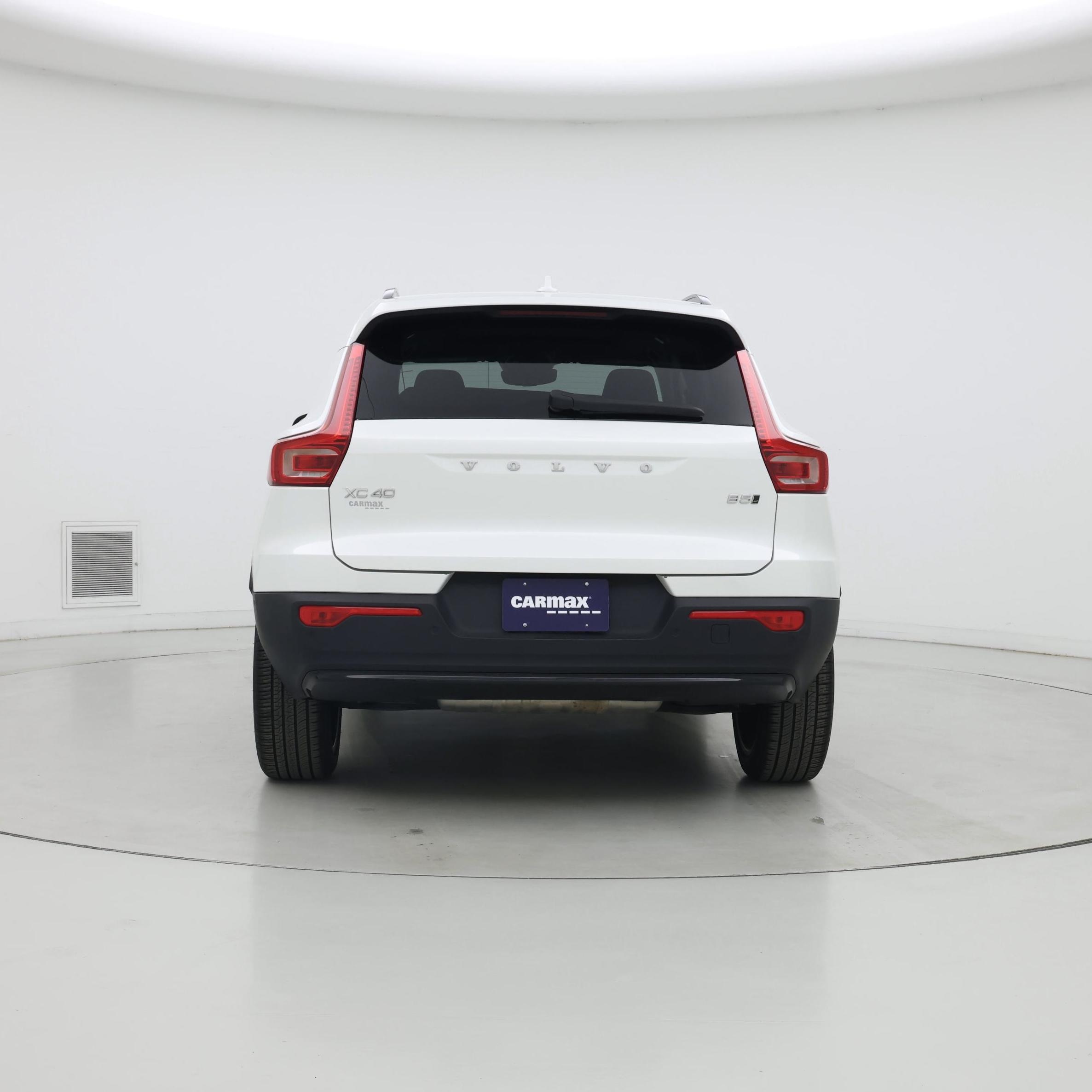 Thumbnail: 2025 Volvo XC40 - 6