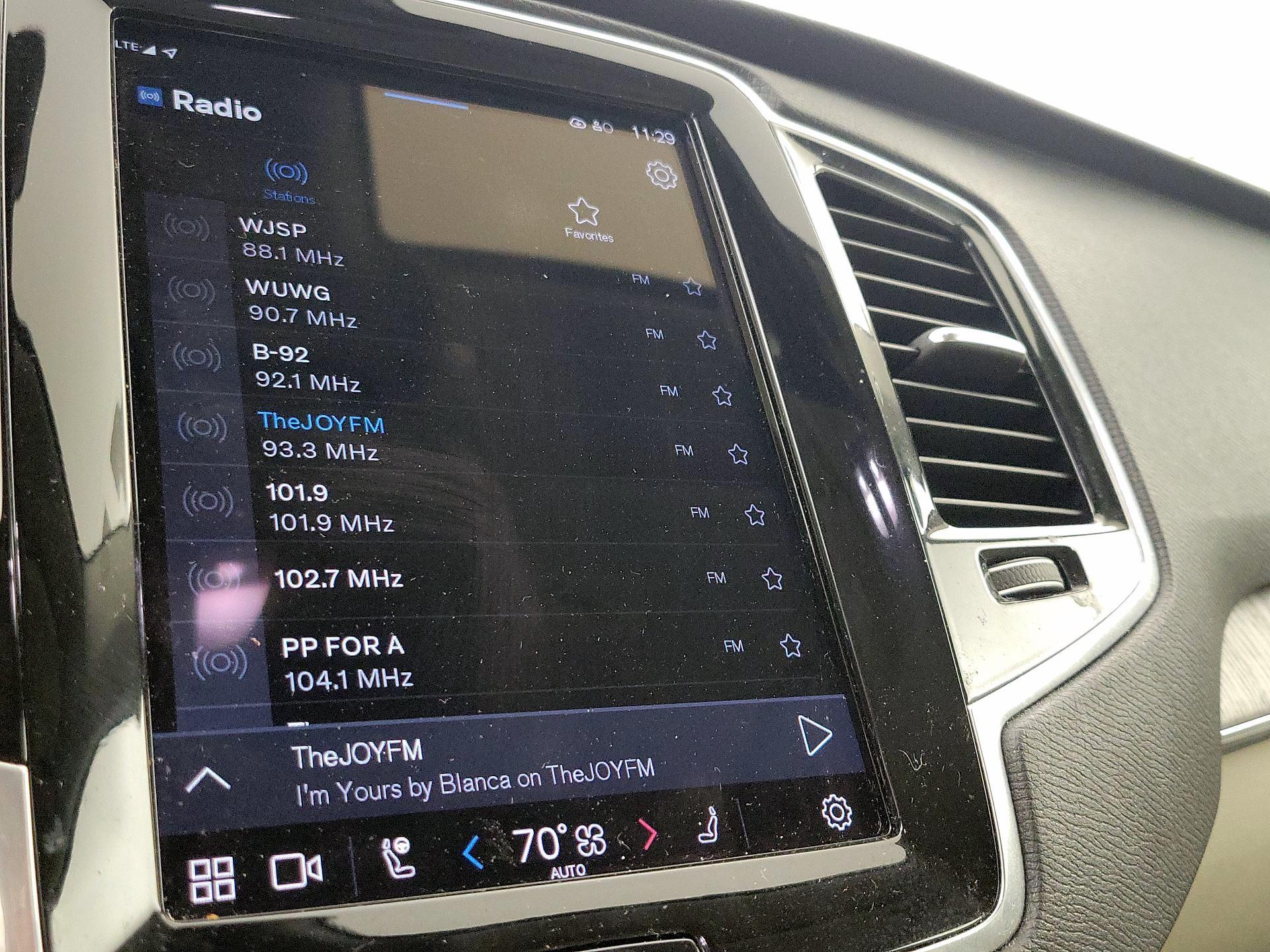 Thumbnail: 2024 Volvo XC90 - 16