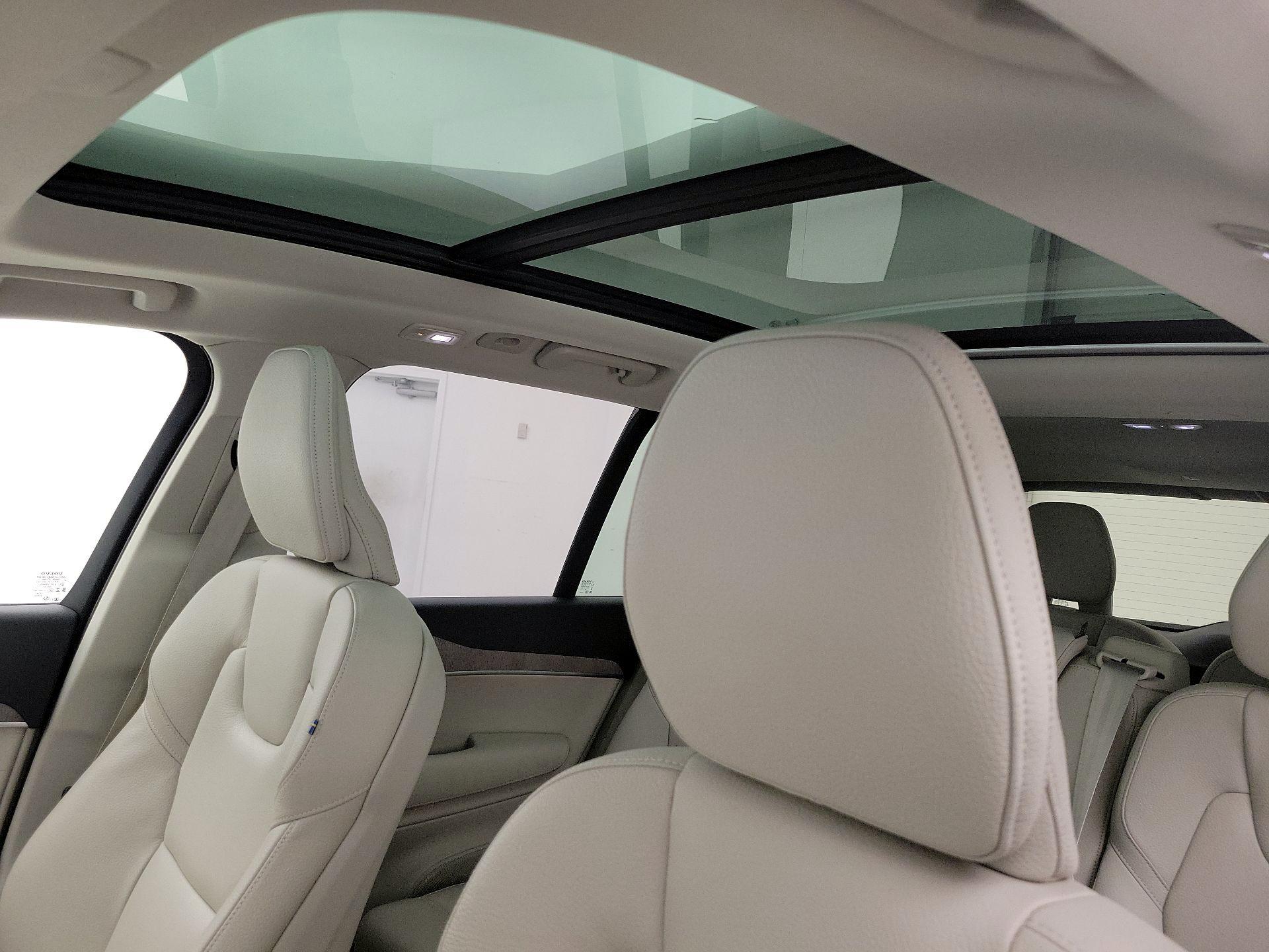 Thumbnail: 2024 Volvo XC90 - 20