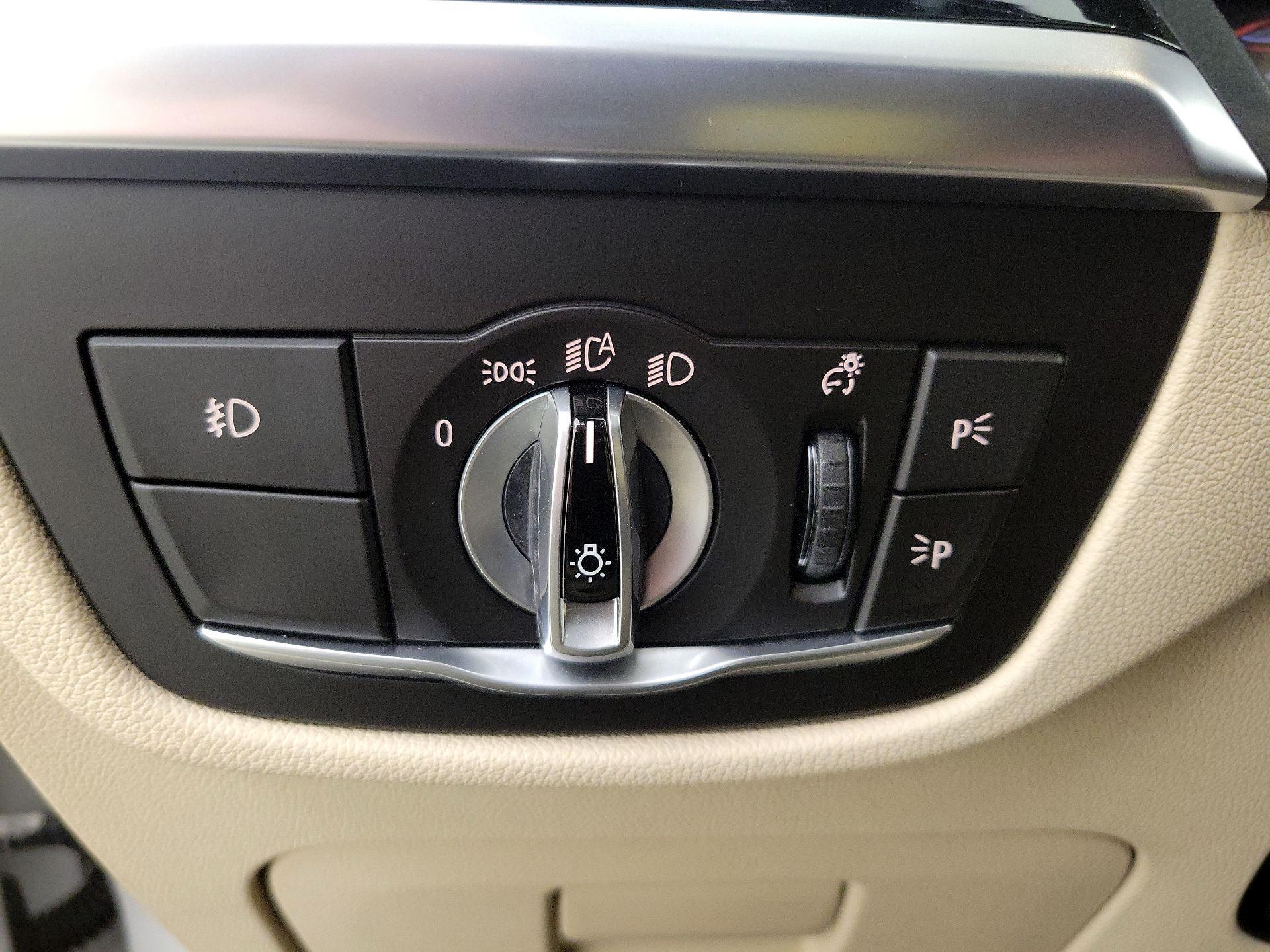 Thumbnail: 2020 BMW X3 - 13