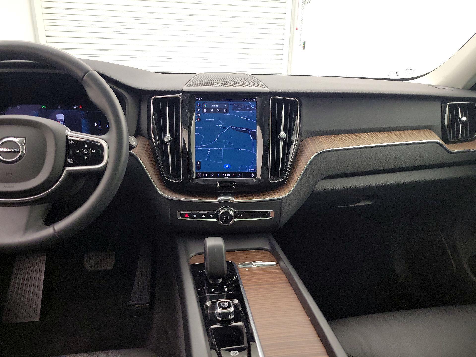 Thumbnail: 2023 Volvo XC60 - 9