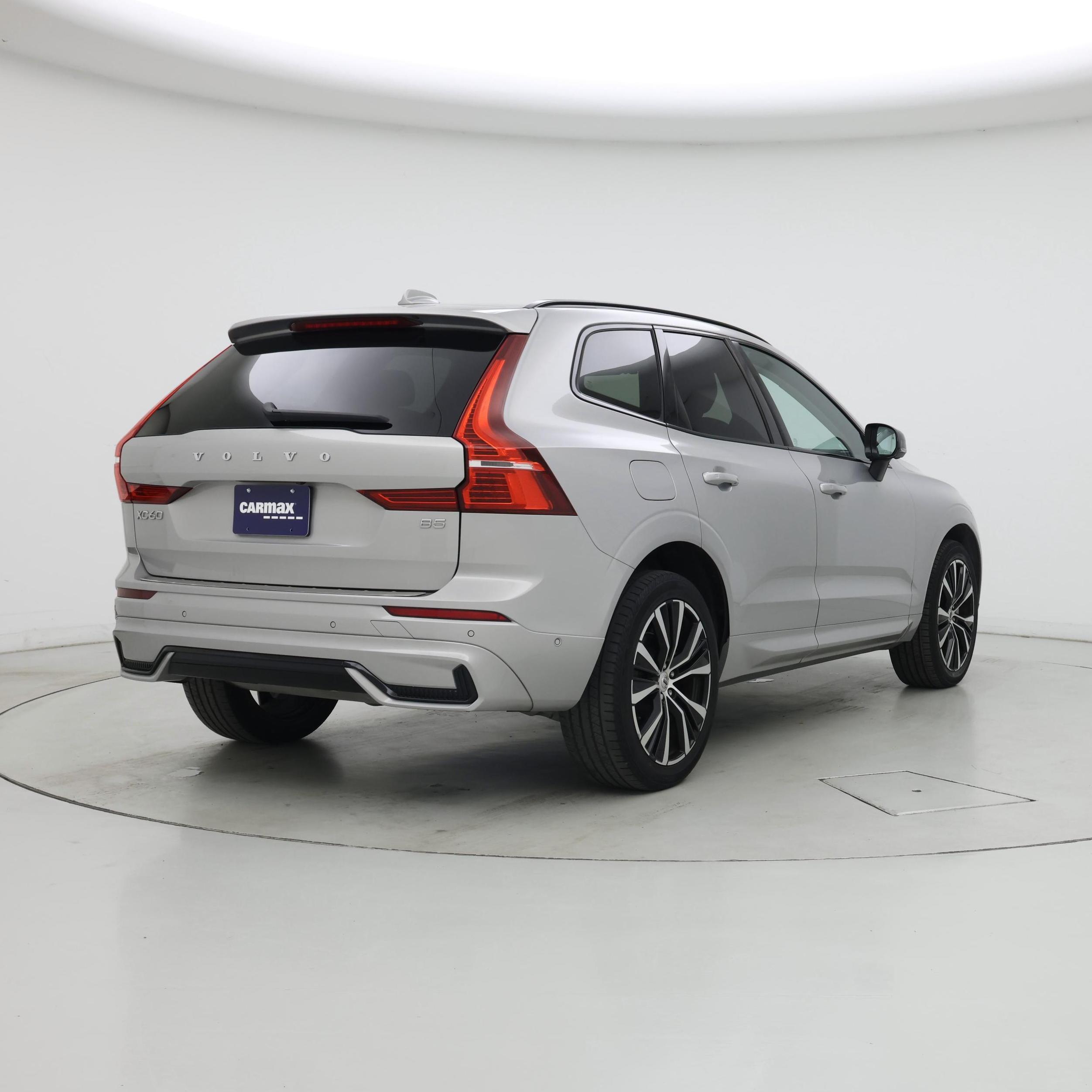 Thumbnail: 2023 Volvo XC60 - 8