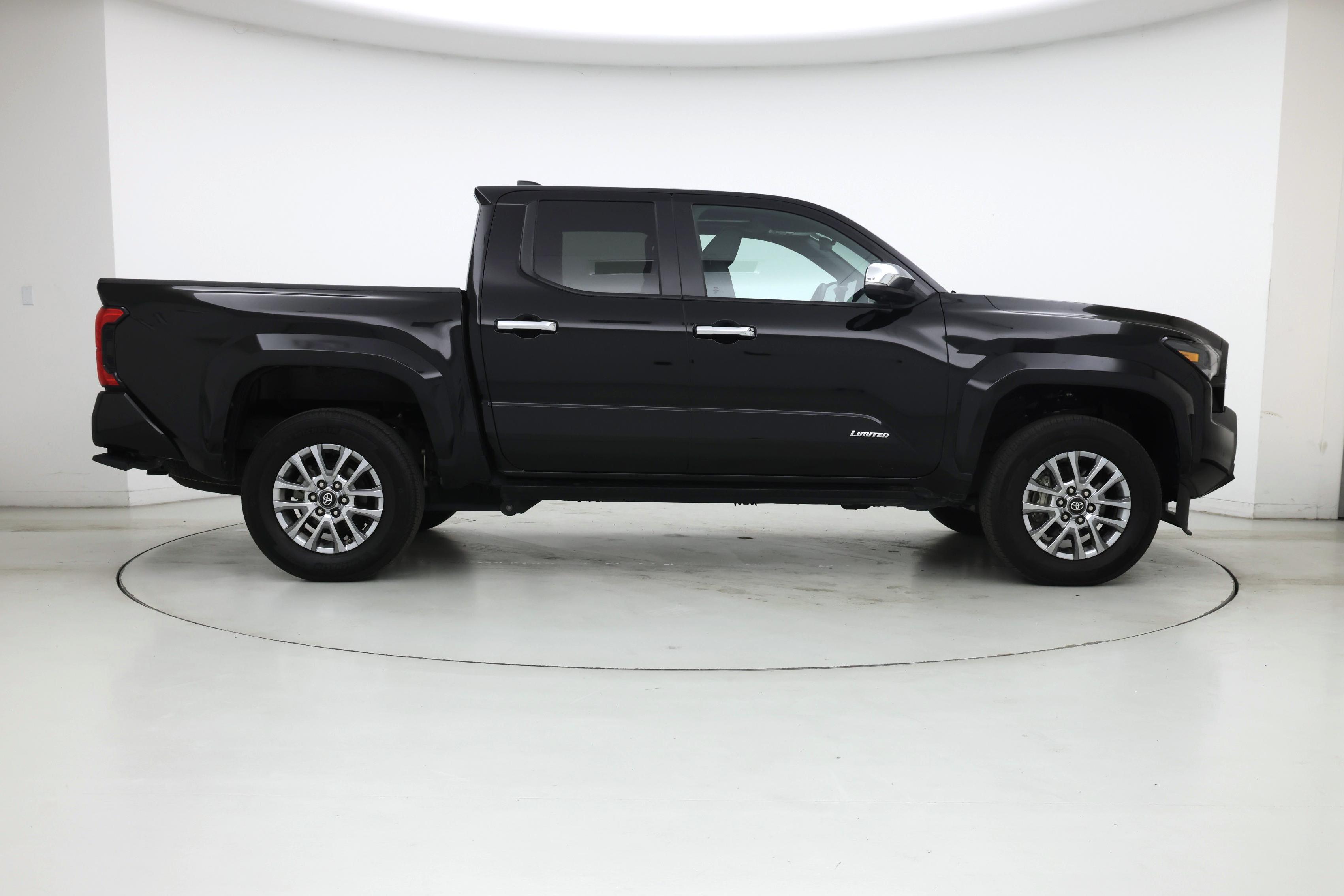 Thumbnail: 2024 Toyota Tacoma - 7