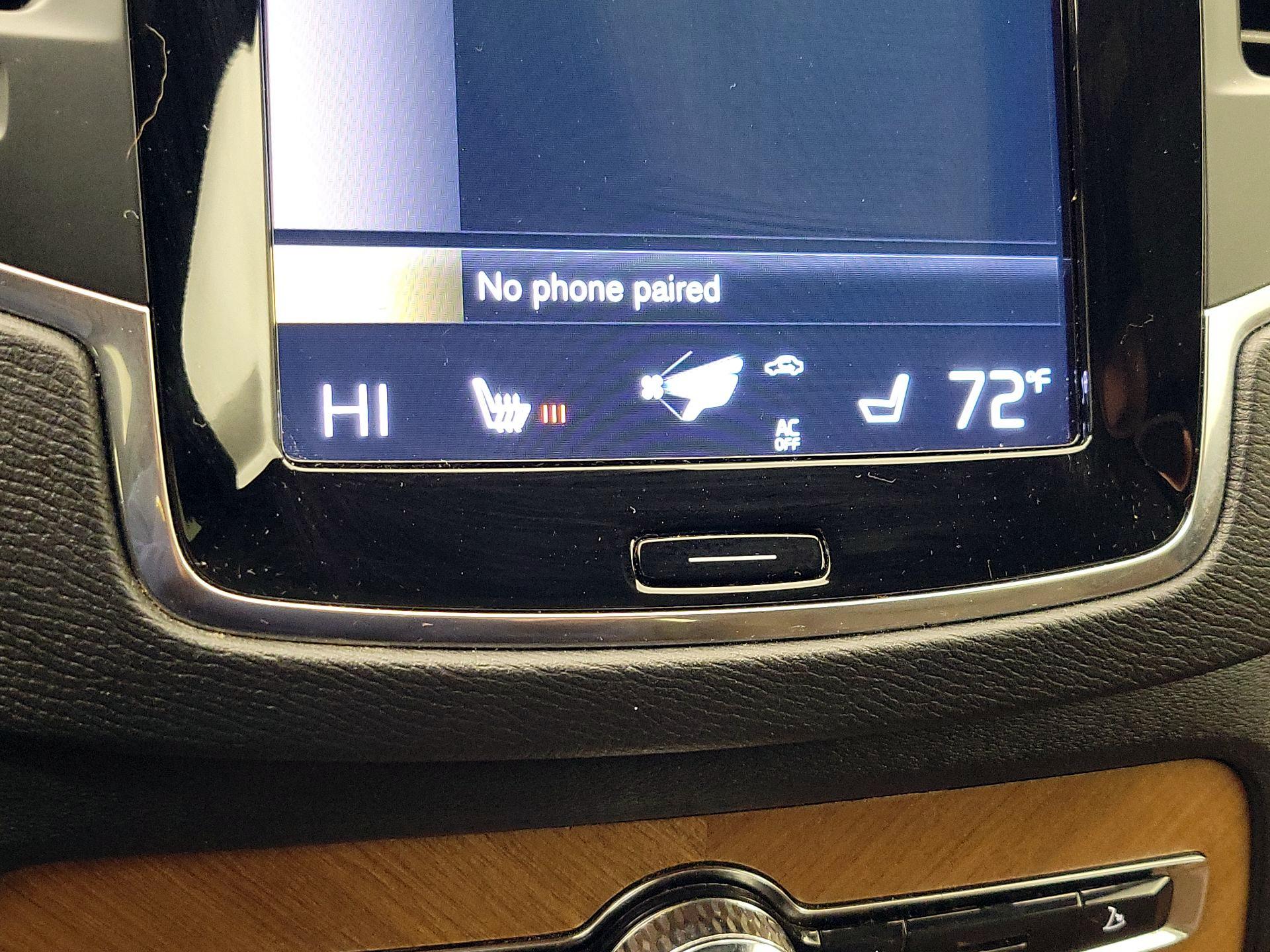 Thumbnail: 2022 Volvo XC90 - 16