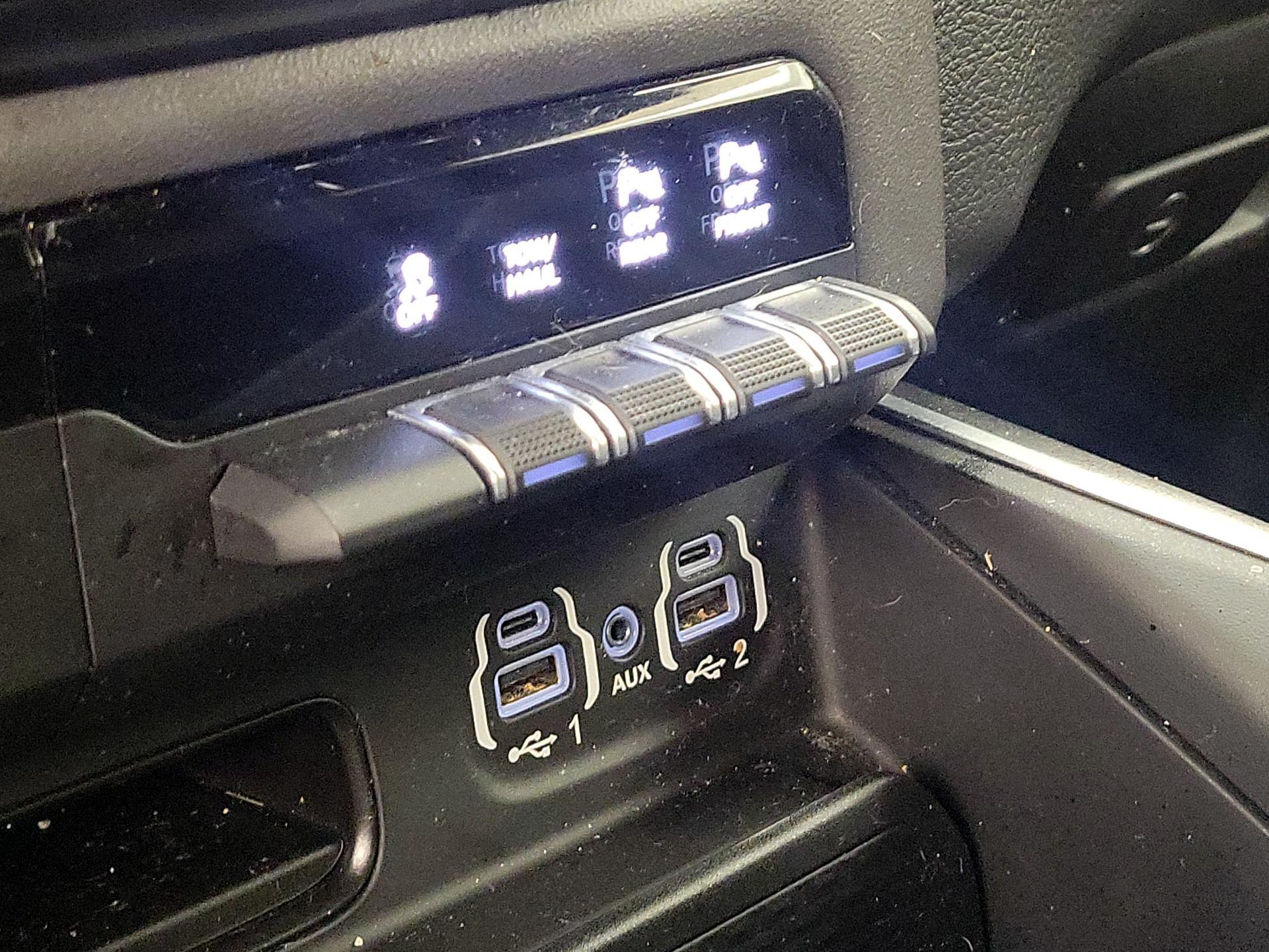 Thumbnail: 2021 RAM 1500 - 18