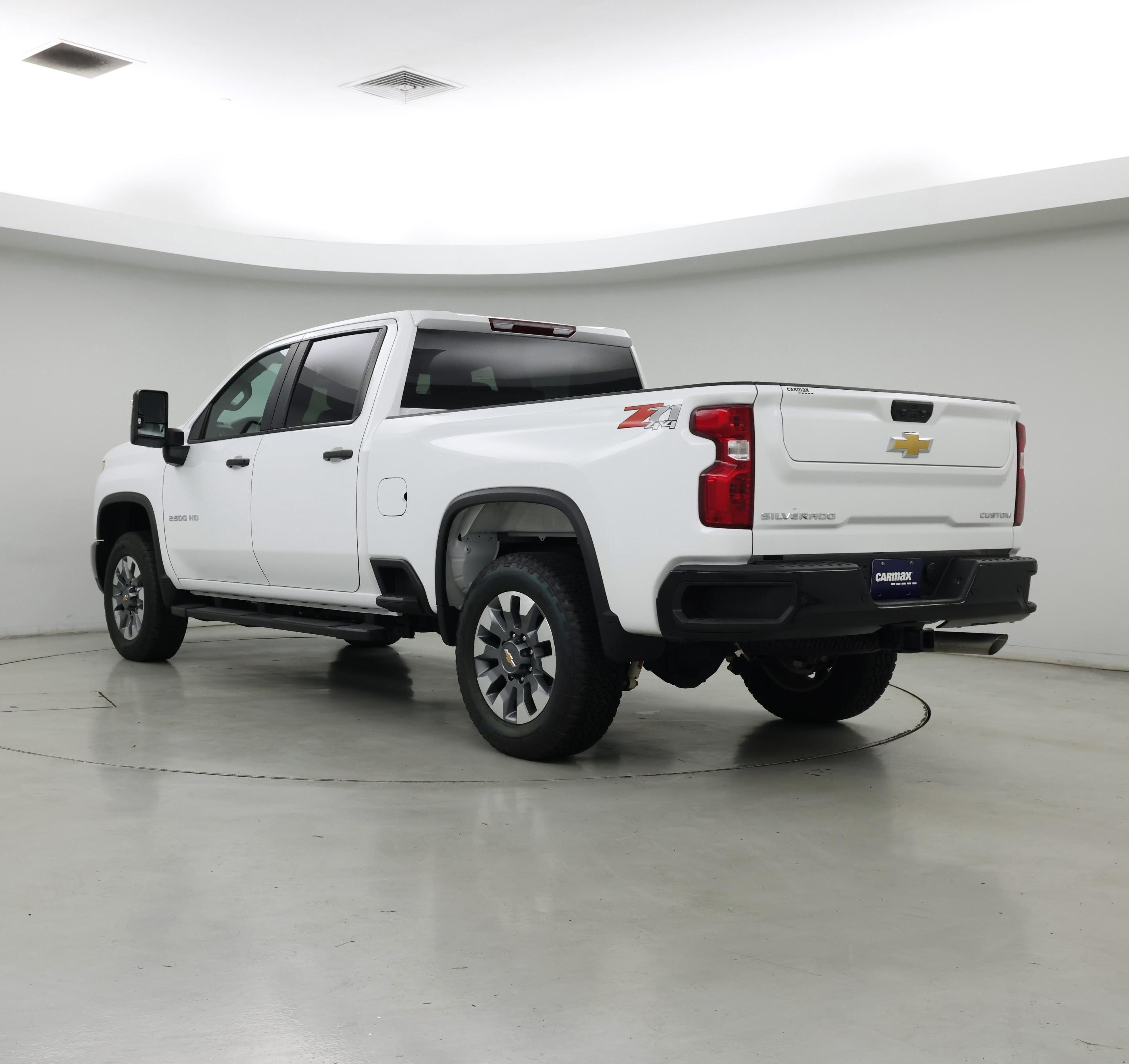 Thumbnail: 2024 Chevrolet Silverado 2500 - 2