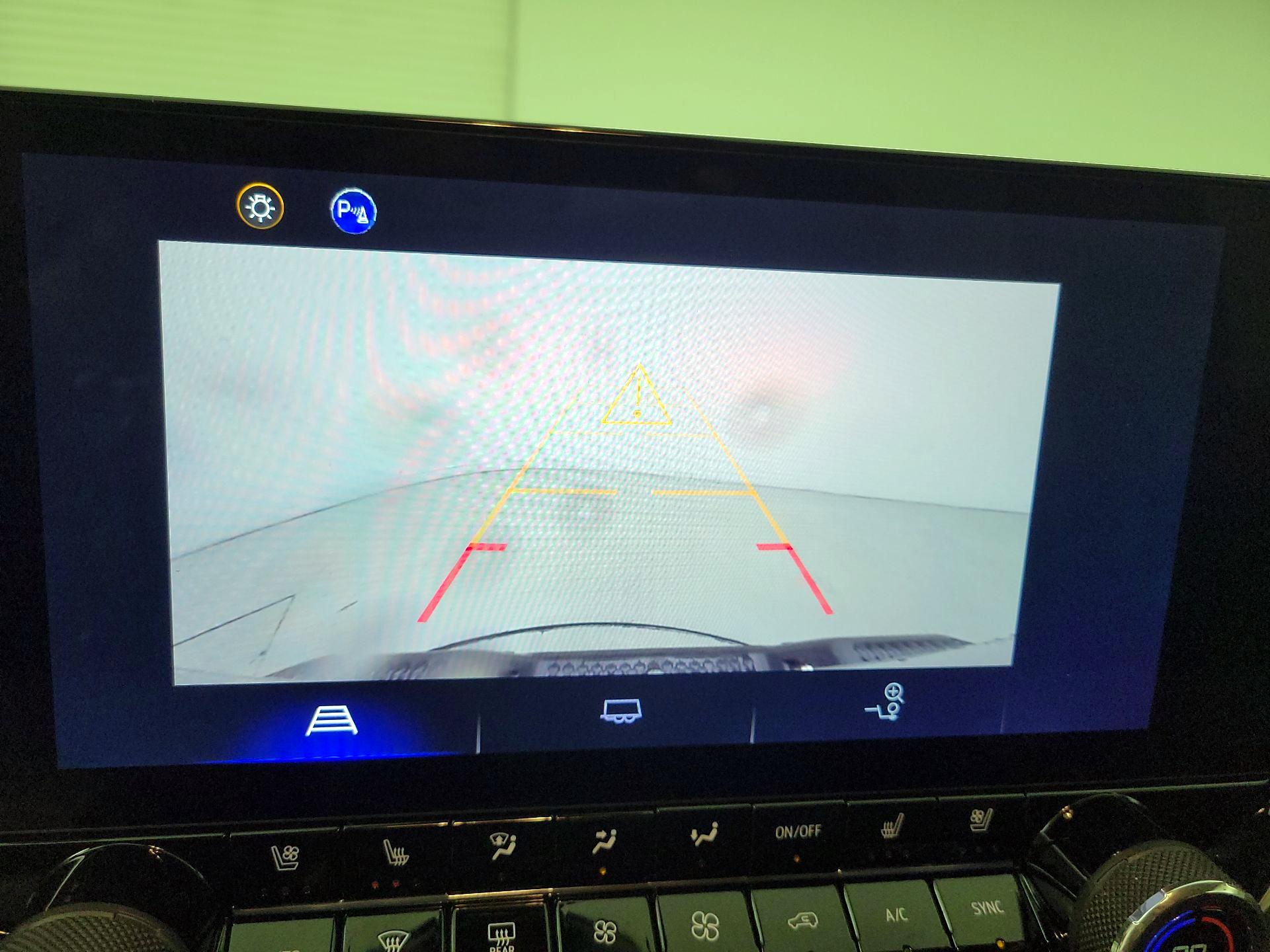 Thumbnail: 2024 Chevrolet Colorado - 14