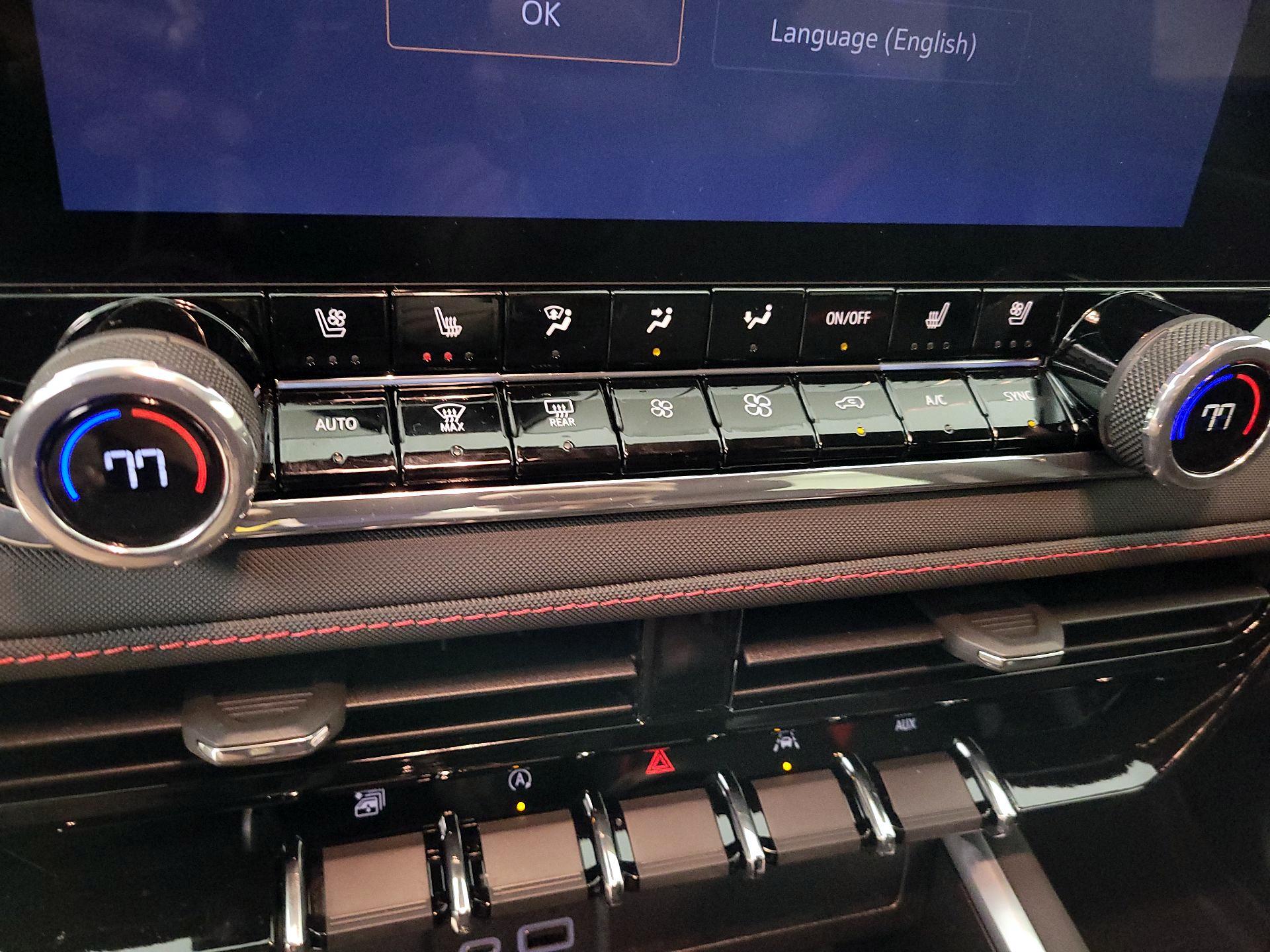 Thumbnail: 2024 Chevrolet Colorado - 16