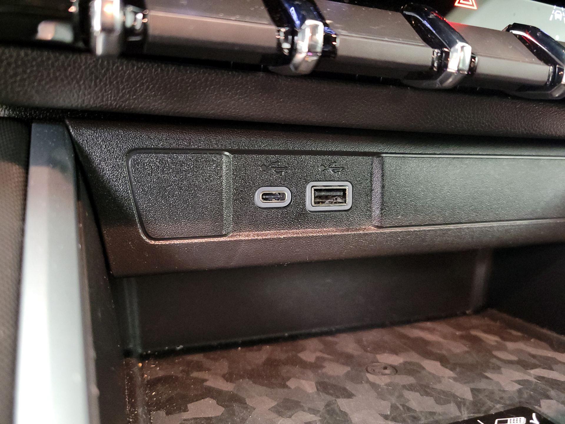 Thumbnail: 2024 Chevrolet Colorado - 18