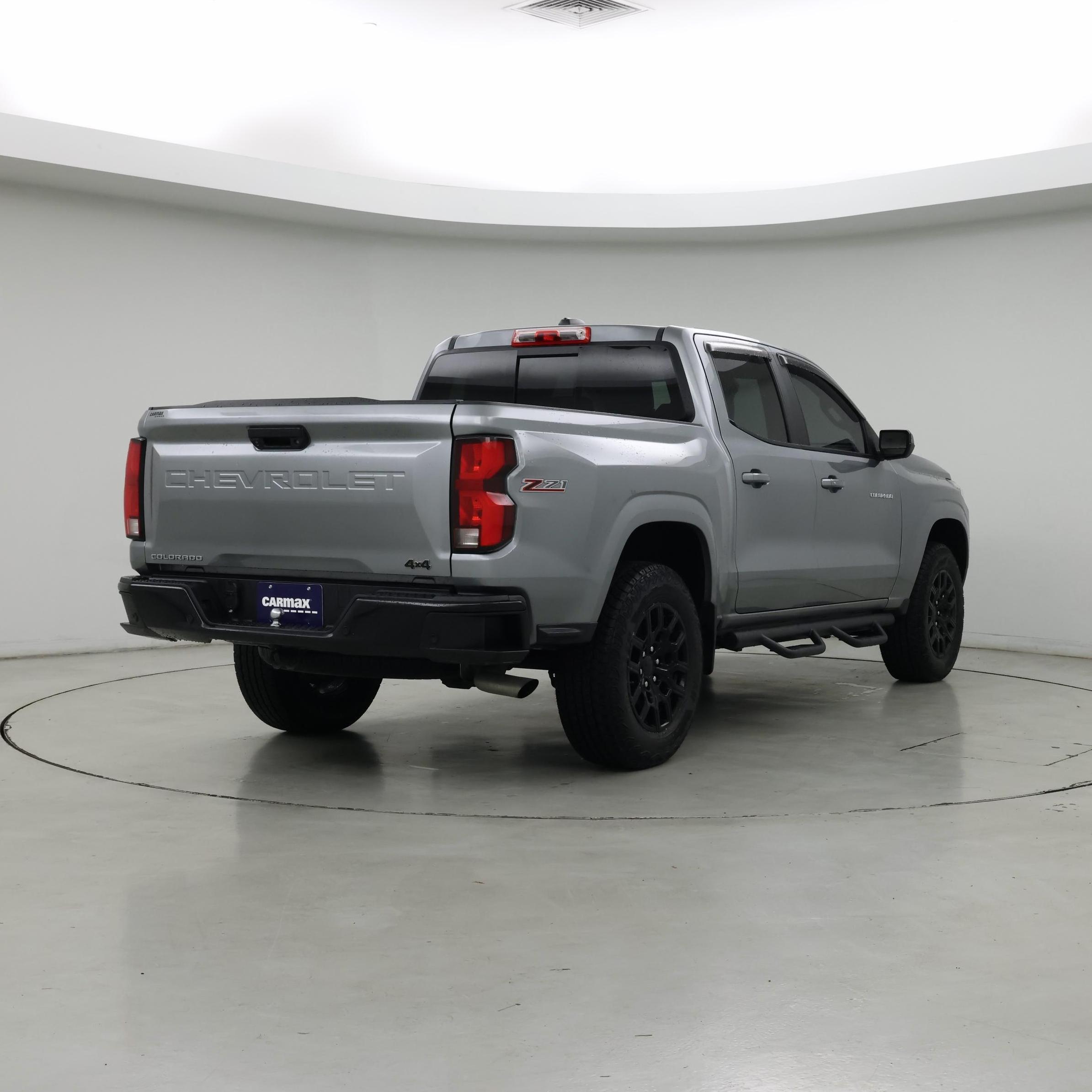 Thumbnail: 2024 Chevrolet Colorado - 8