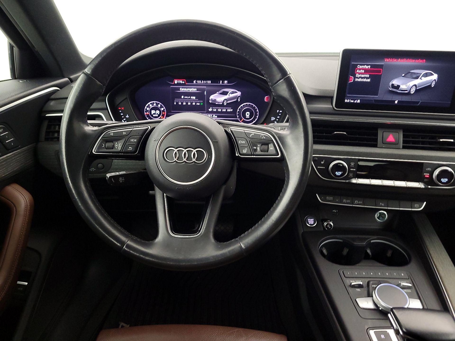 Thumbnail: 2019 Audi A4 - 10