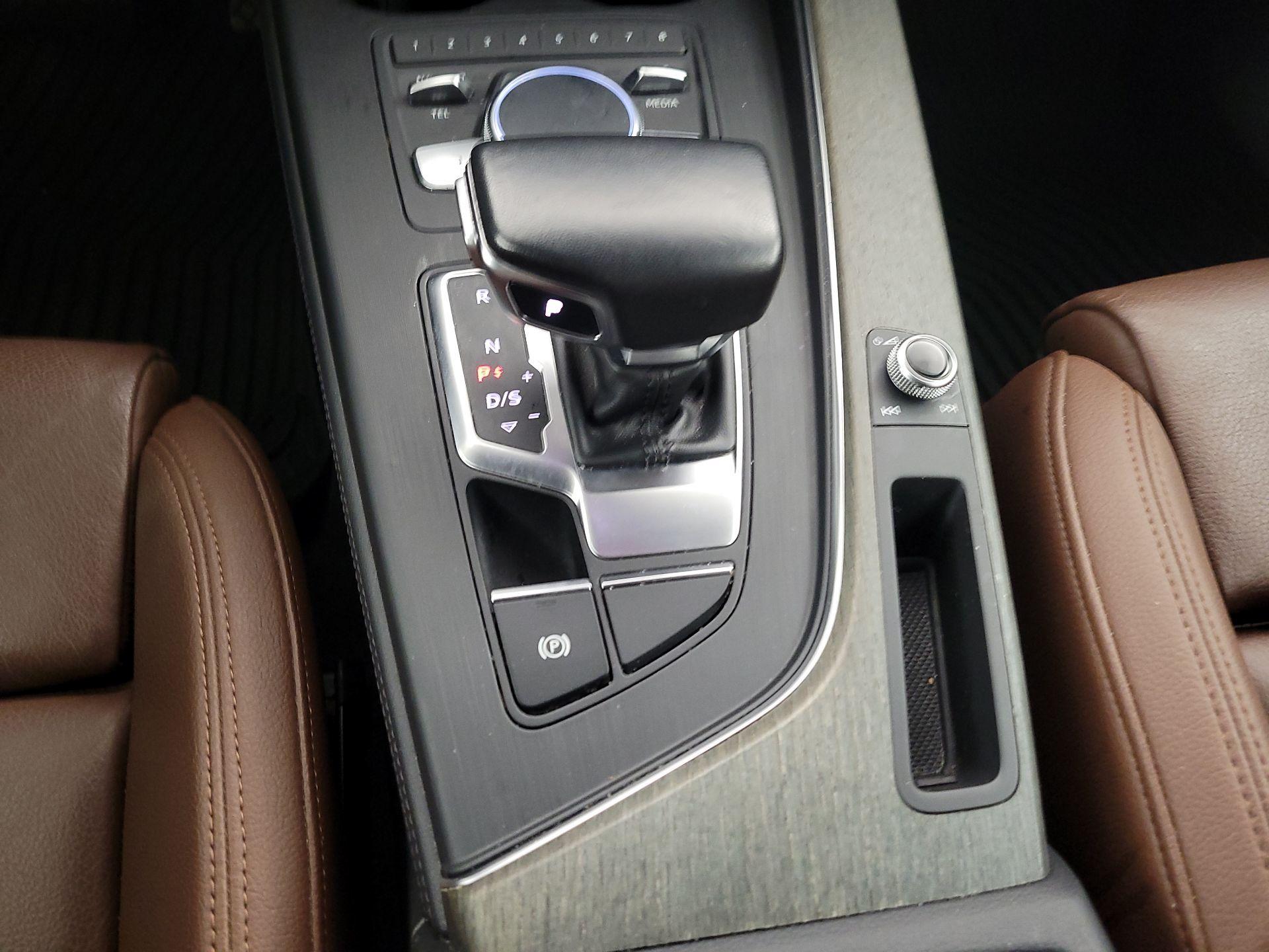 Thumbnail: 2019 Audi A4 - 18