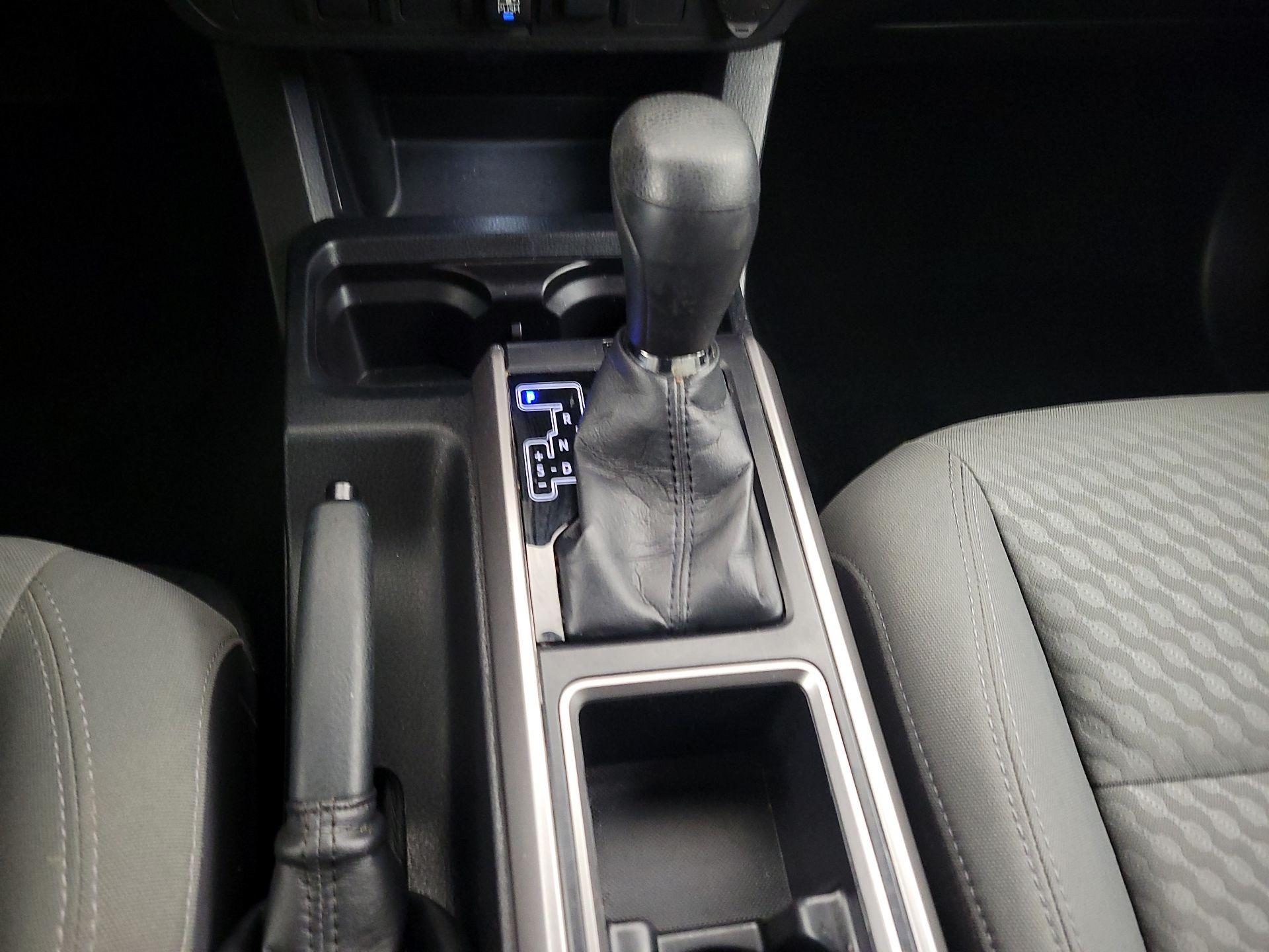 Thumbnail: 2021 Toyota Tacoma - 17