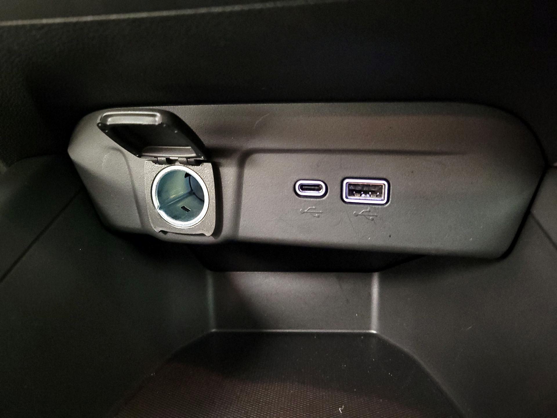 Thumbnail: 2024 Chevrolet Trax - 18