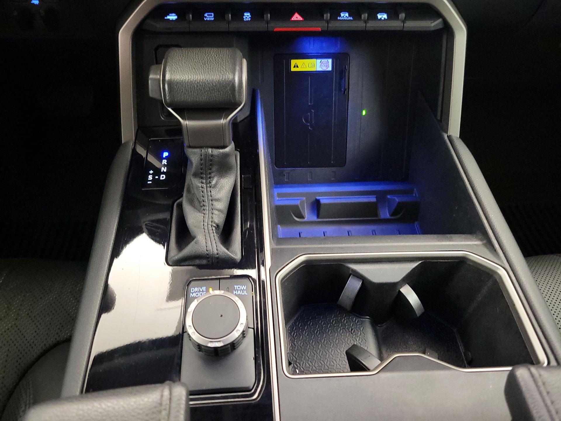 Thumbnail: 2022 Toyota Tundra - 17