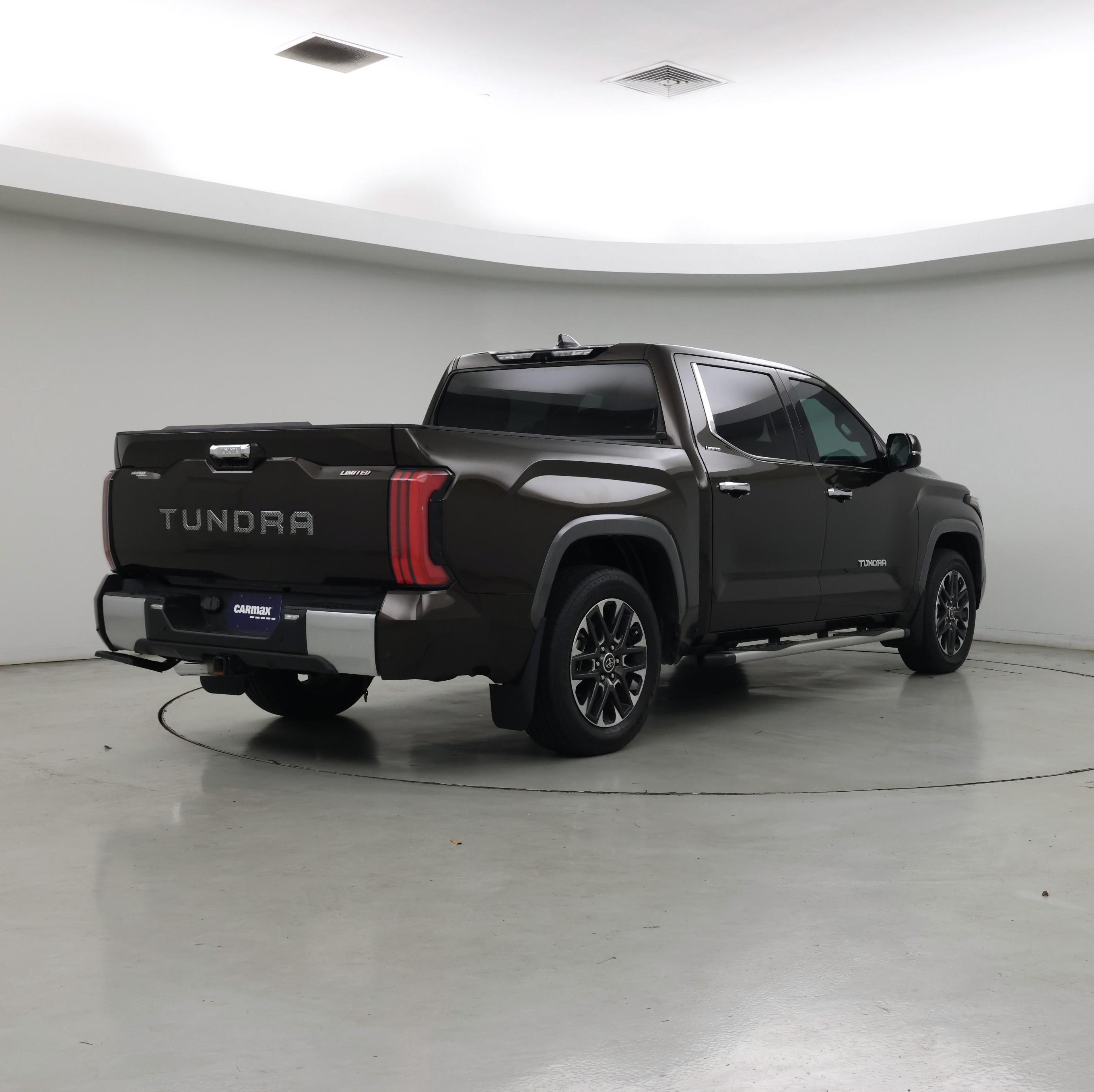 Thumbnail: 2022 Toyota Tundra - 8