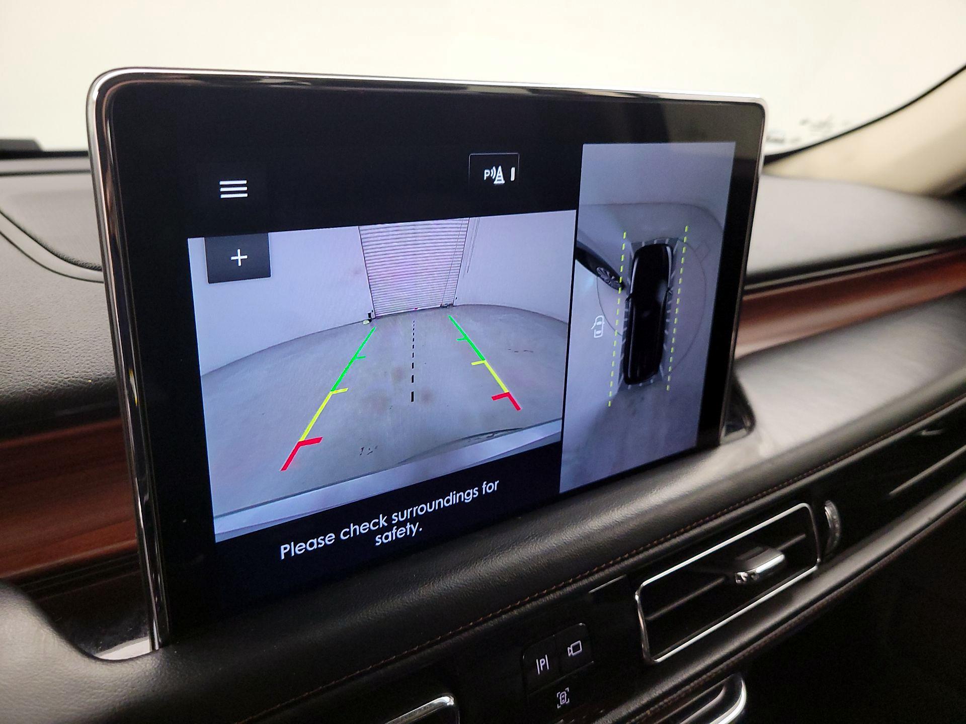 Thumbnail: 2022 Lincoln Aviator - 15