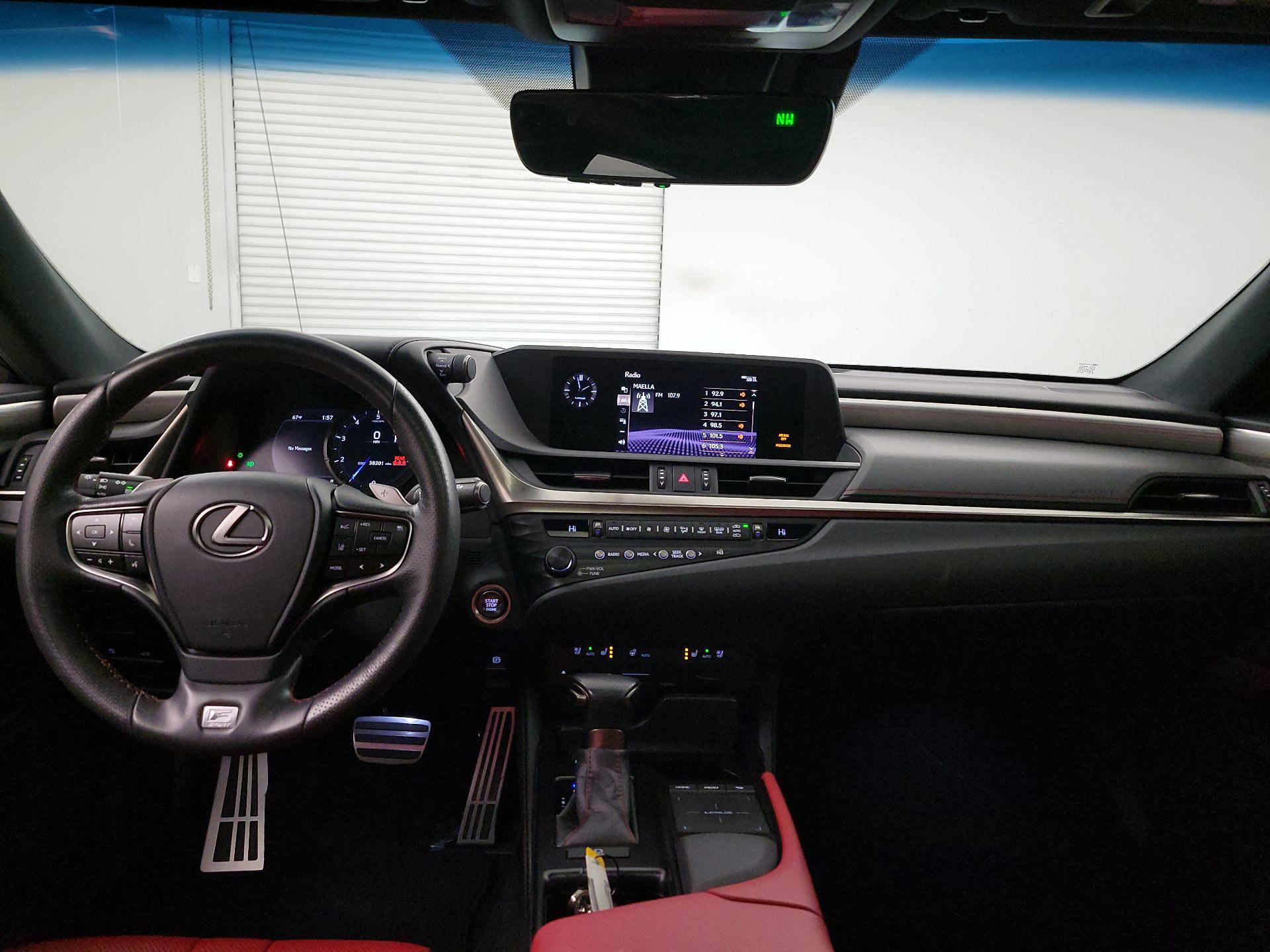 Thumbnail: 2020 Lexus ES - 9