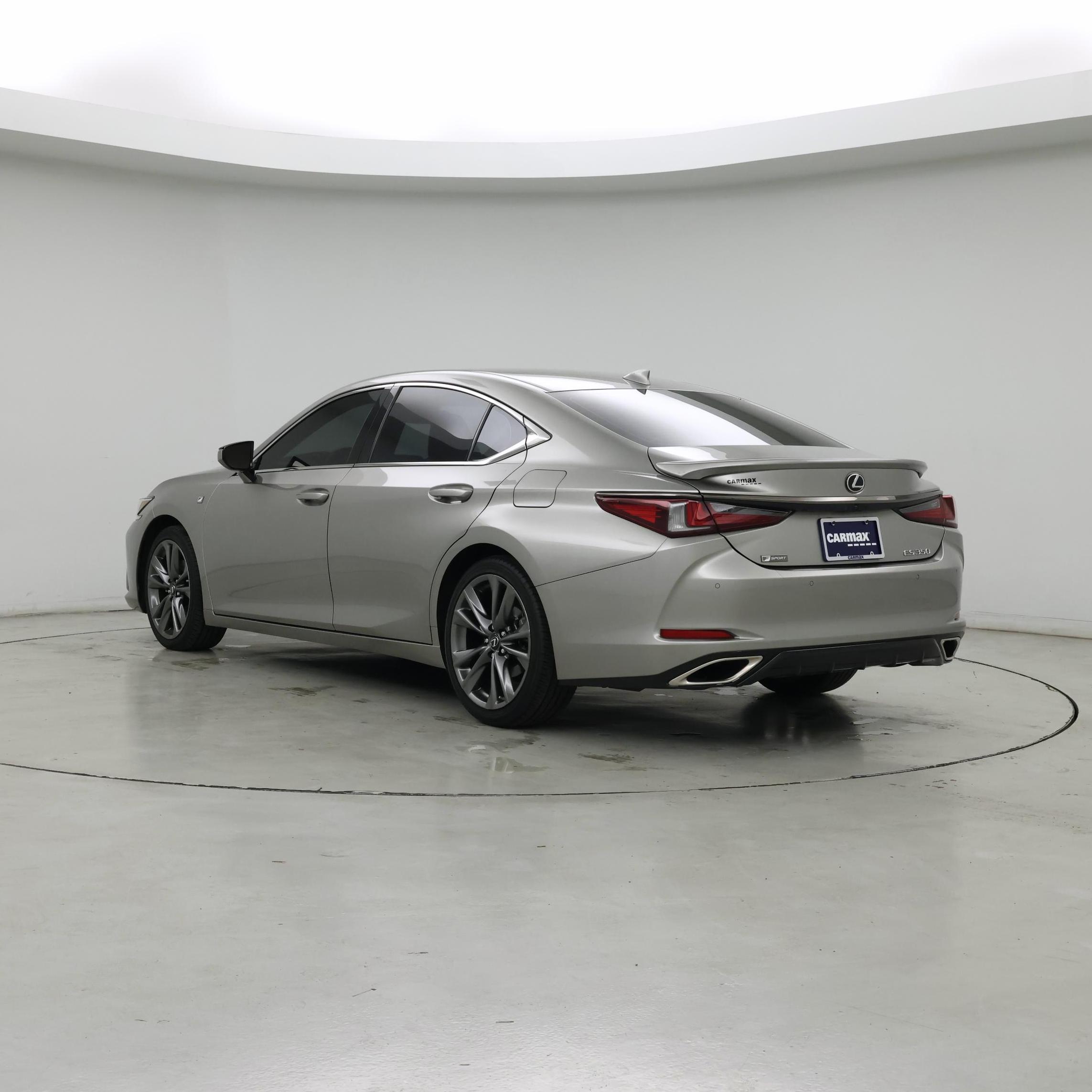 Thumbnail: 2020 Lexus ES - 2