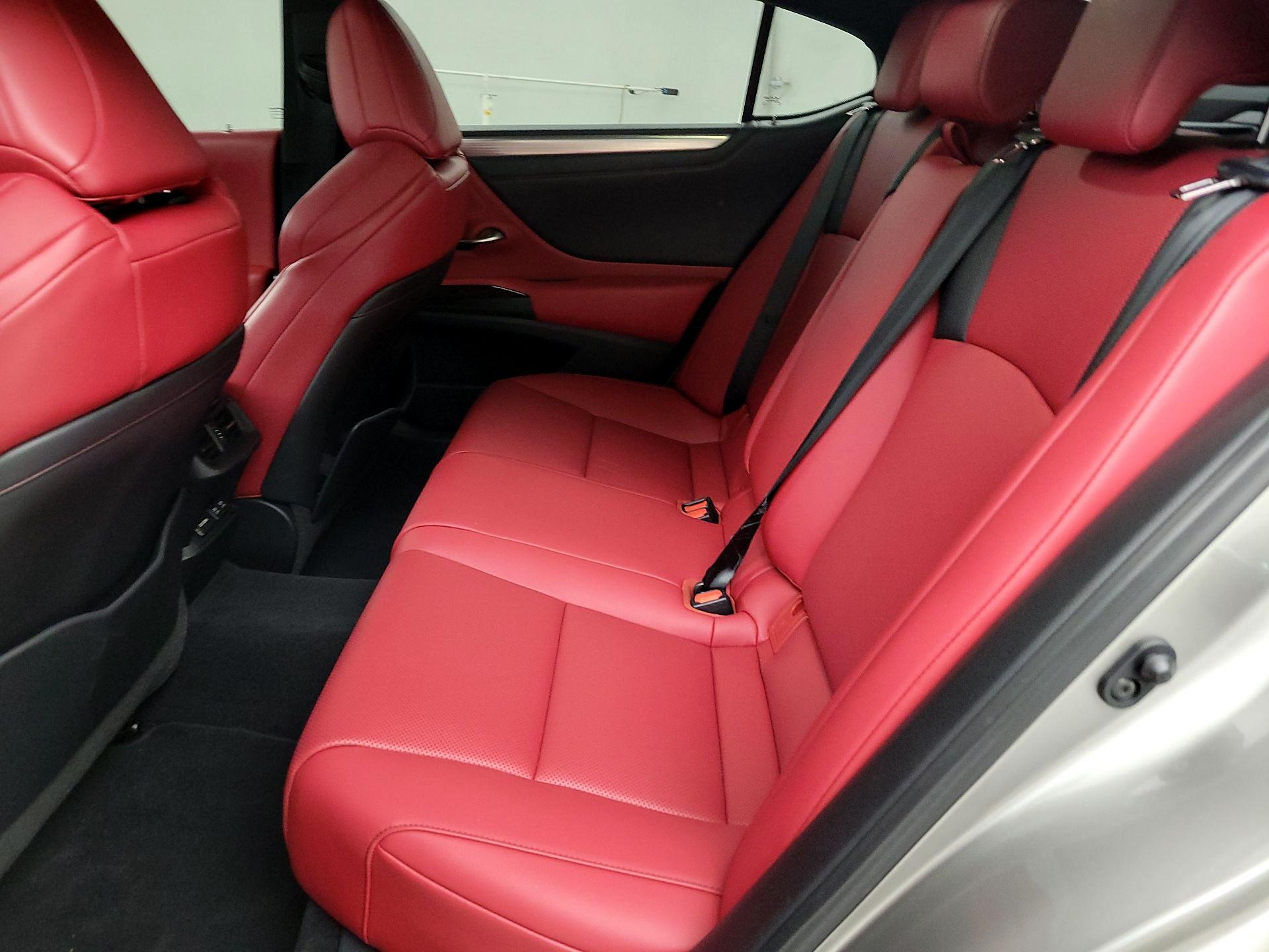 Thumbnail: 2020 Lexus ES - 20