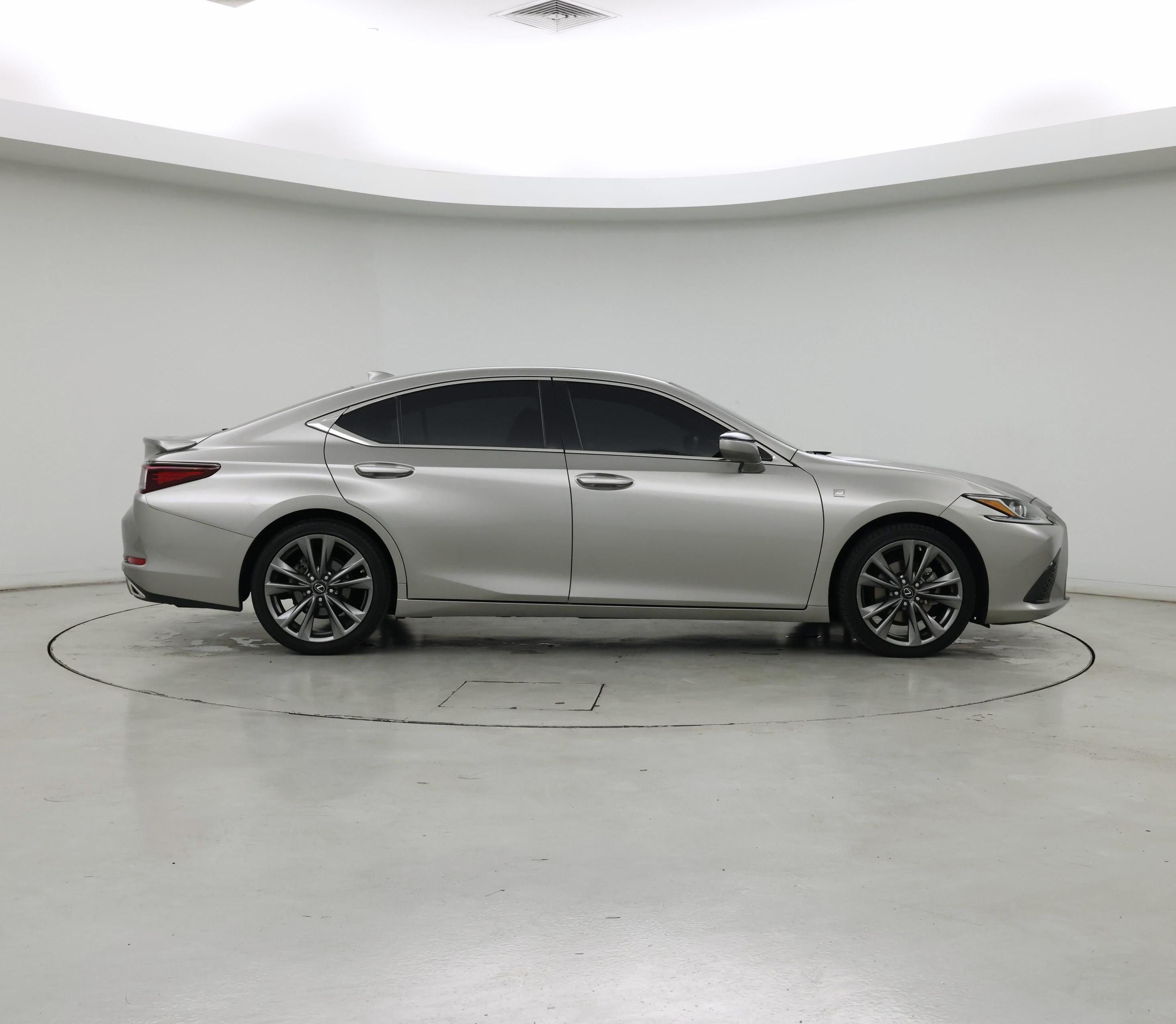 Thumbnail: 2020 Lexus ES - 7