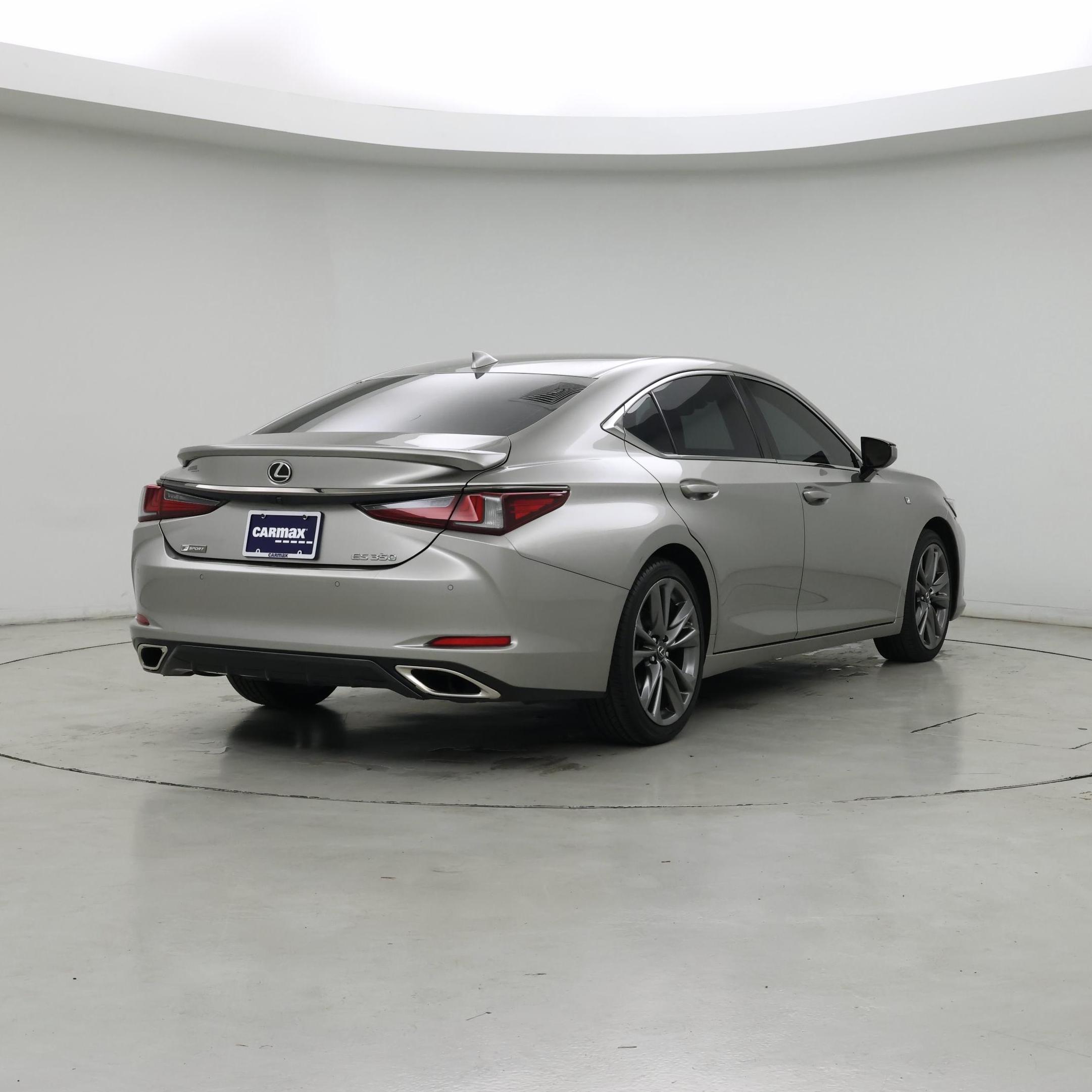 Thumbnail: 2020 Lexus ES - 8