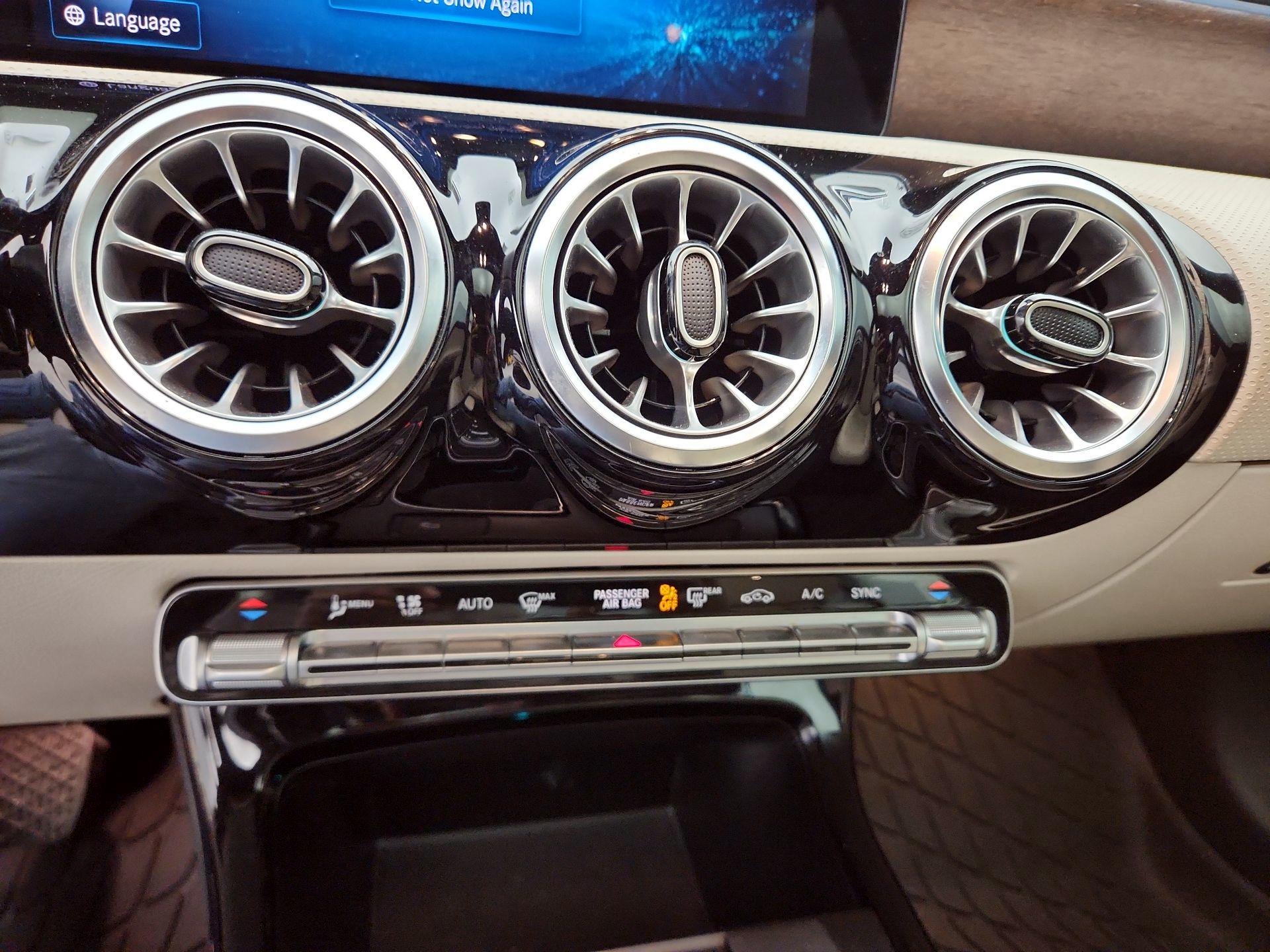 Thumbnail: 2022 Mercedes-Benz A-Class - 16