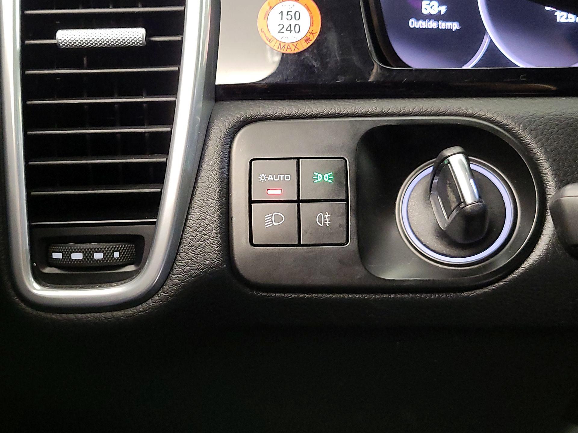 Thumbnail: 2022 Porsche Cayenne - 13