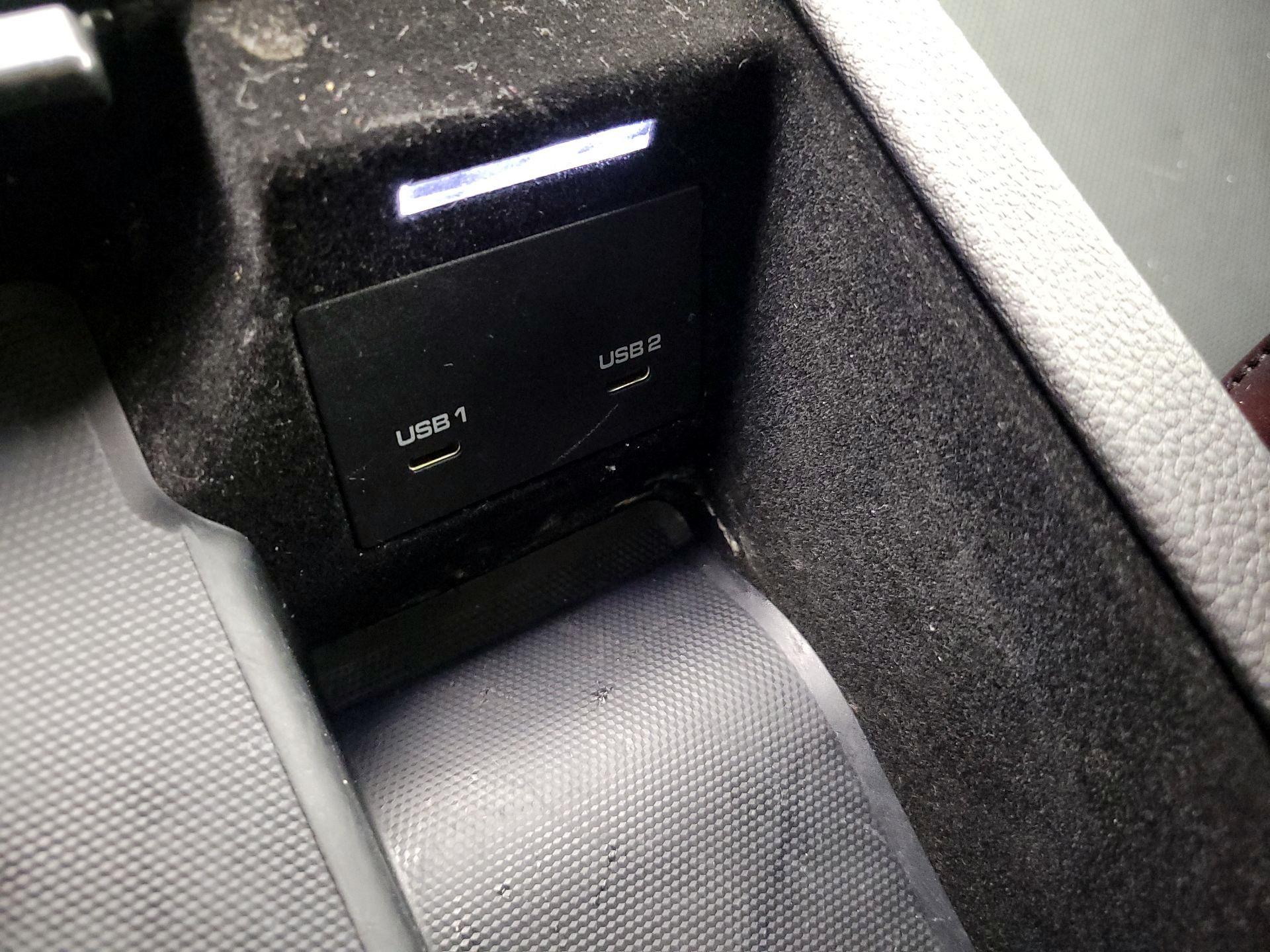 Thumbnail: 2022 Porsche Cayenne - 19