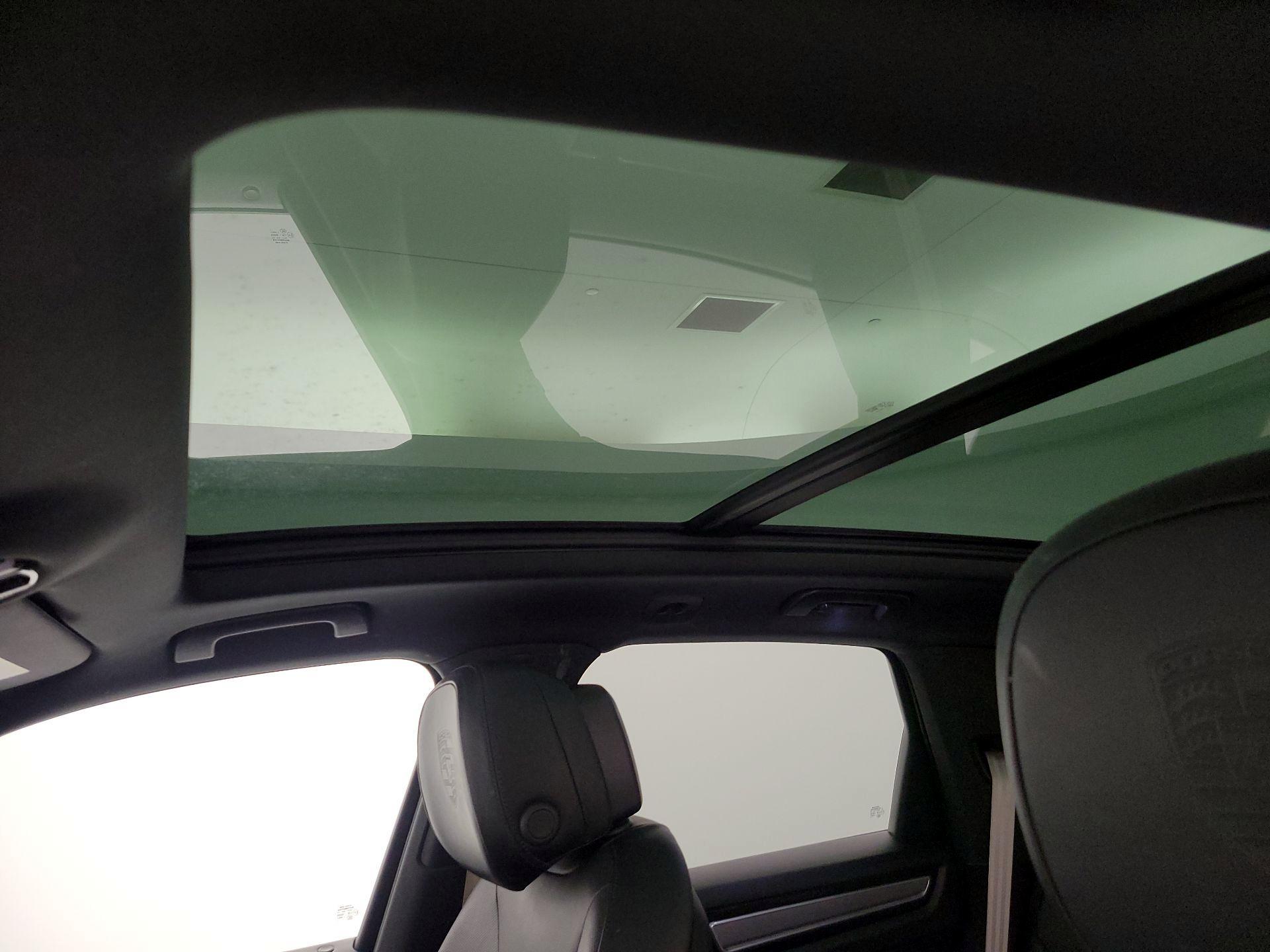 Thumbnail: 2022 Porsche Cayenne - 20