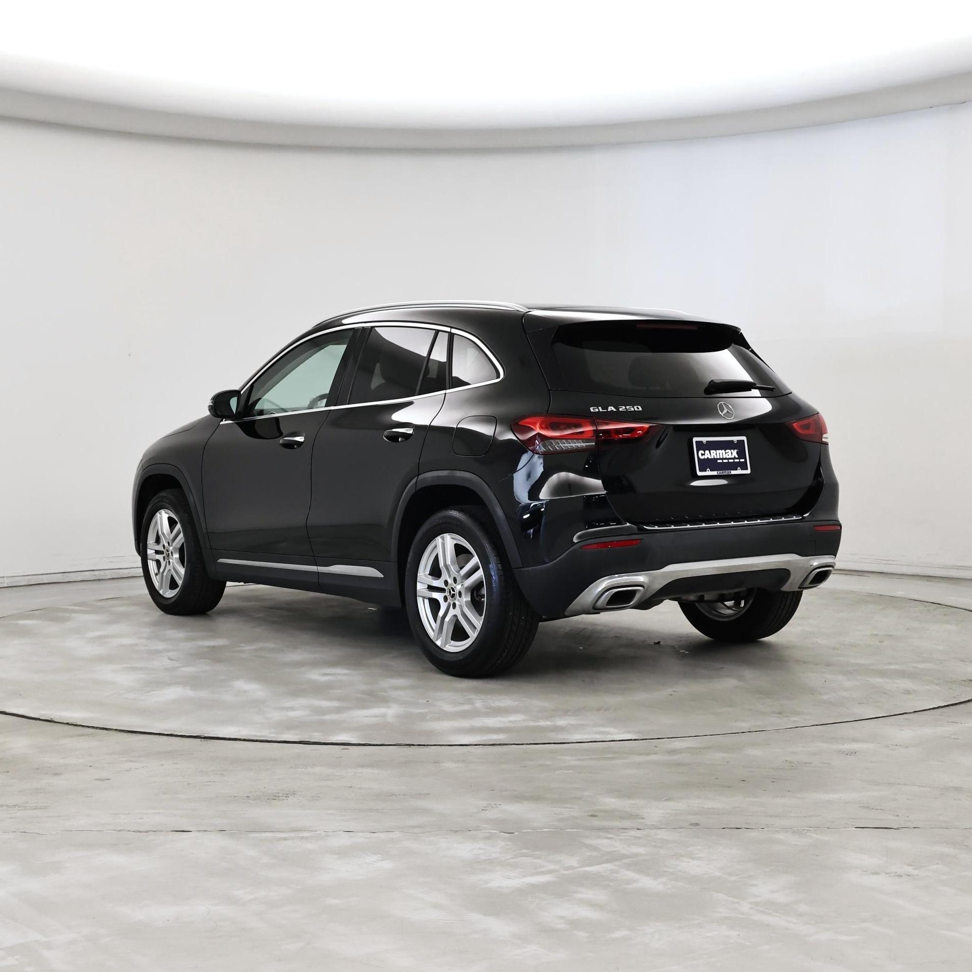 Thumbnail: 2023 Mercedes-Benz GLA - 2