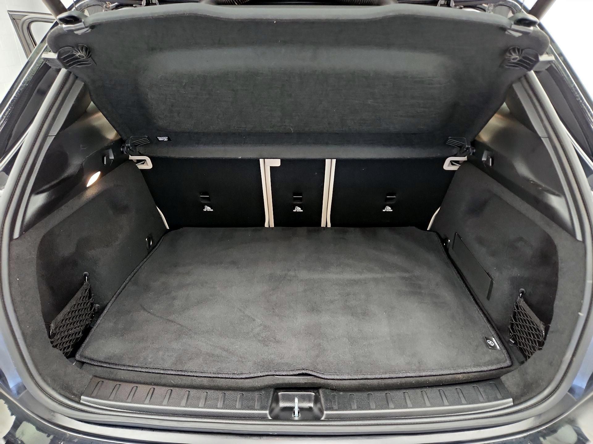 Thumbnail: 2023 Mercedes-Benz GLA - 20