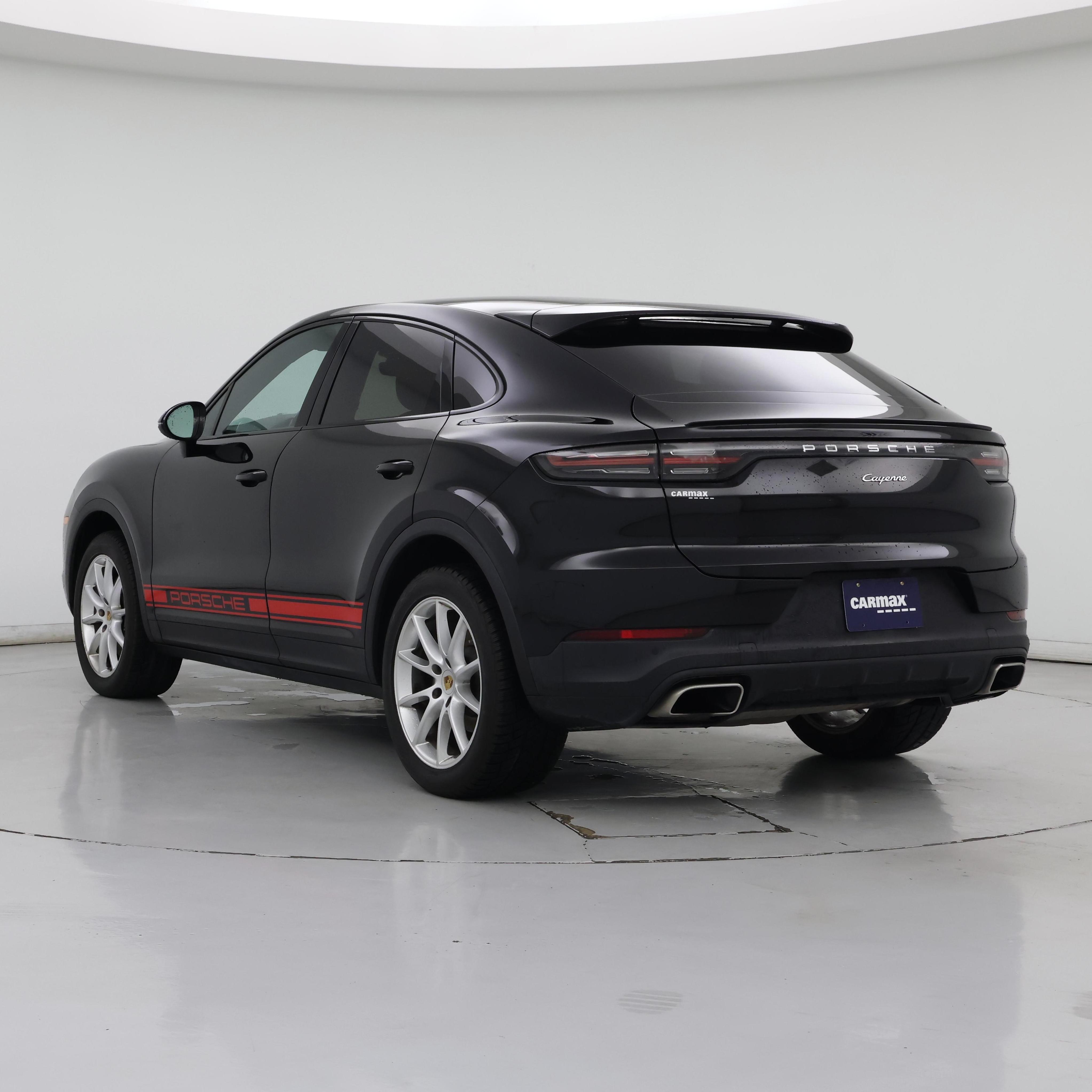 Thumbnail: 2022 Porsche Cayenne - 2