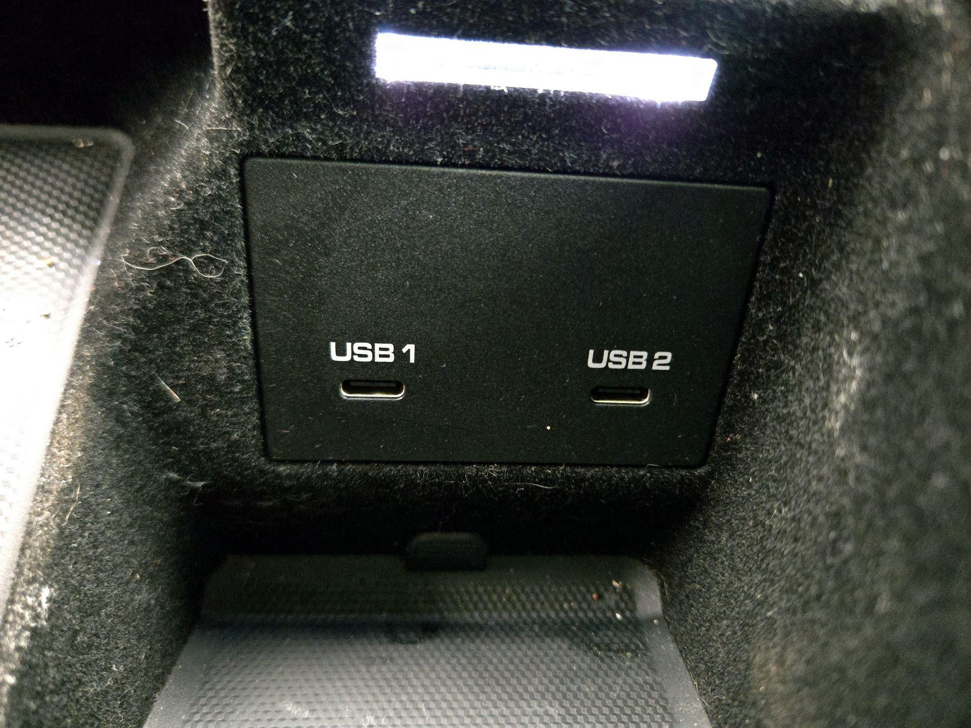 Thumbnail: 2022 Porsche Cayenne - 19