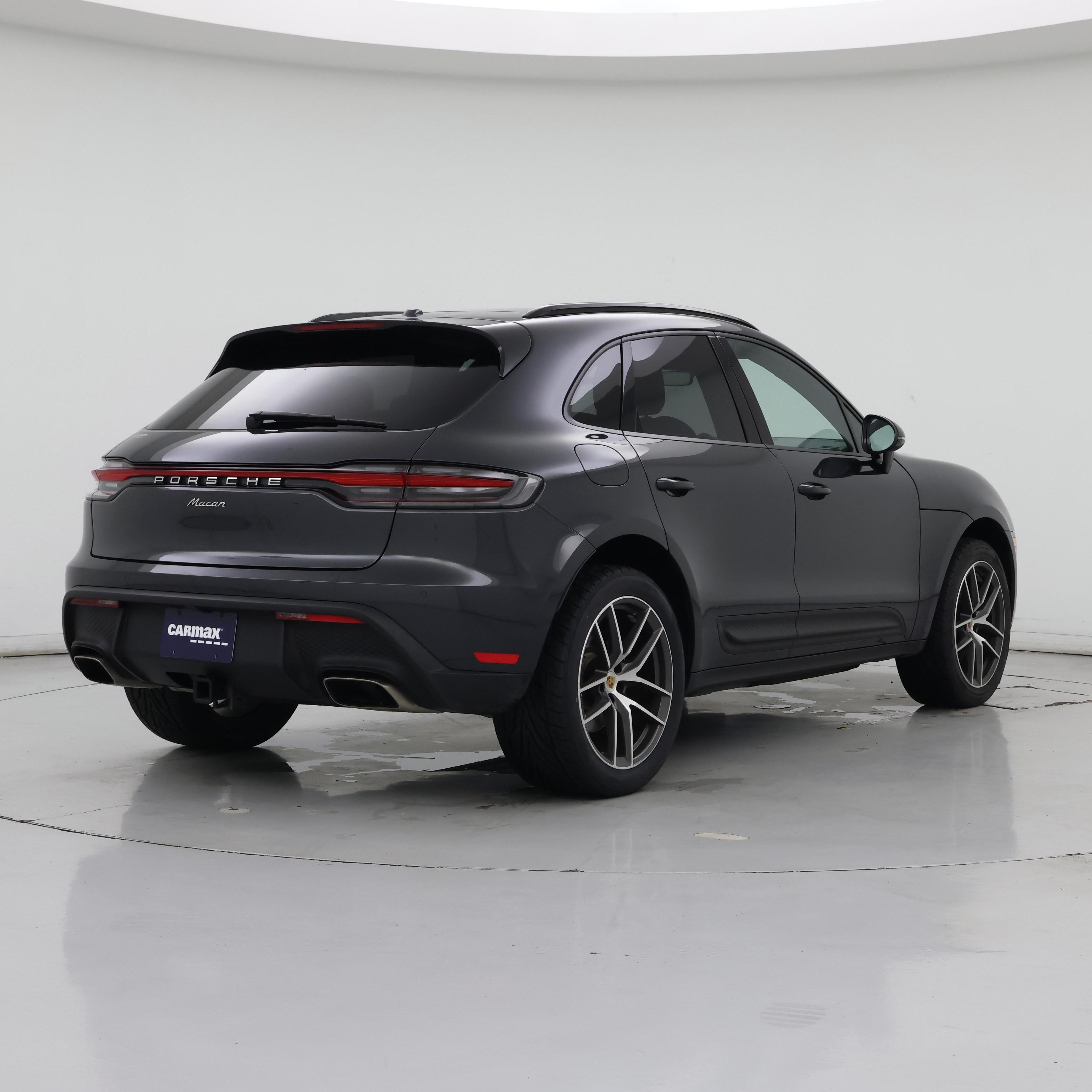 Thumbnail: 2022 Porsche Macan - 8