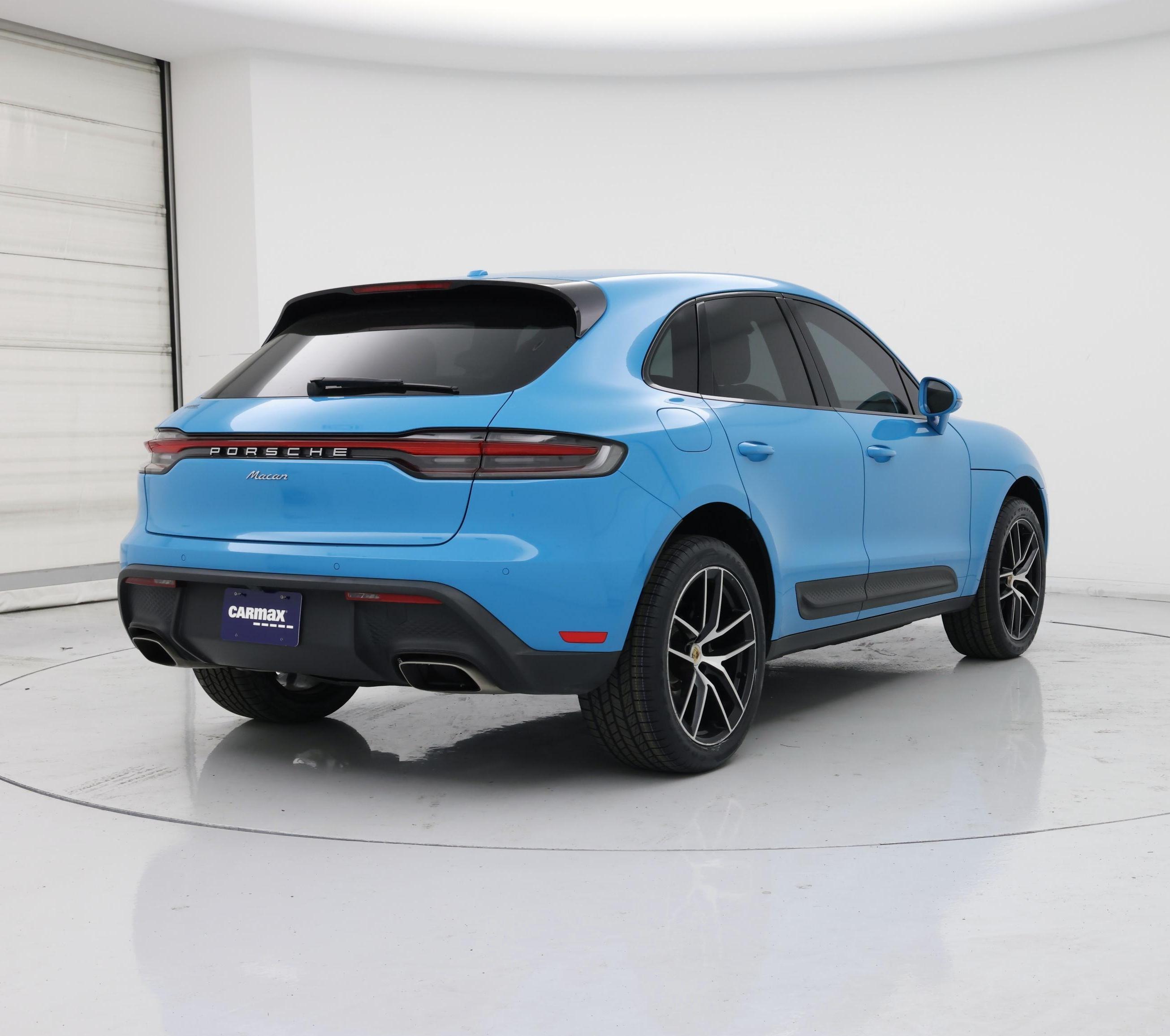 Thumbnail: 2023 Porsche Macan - 8