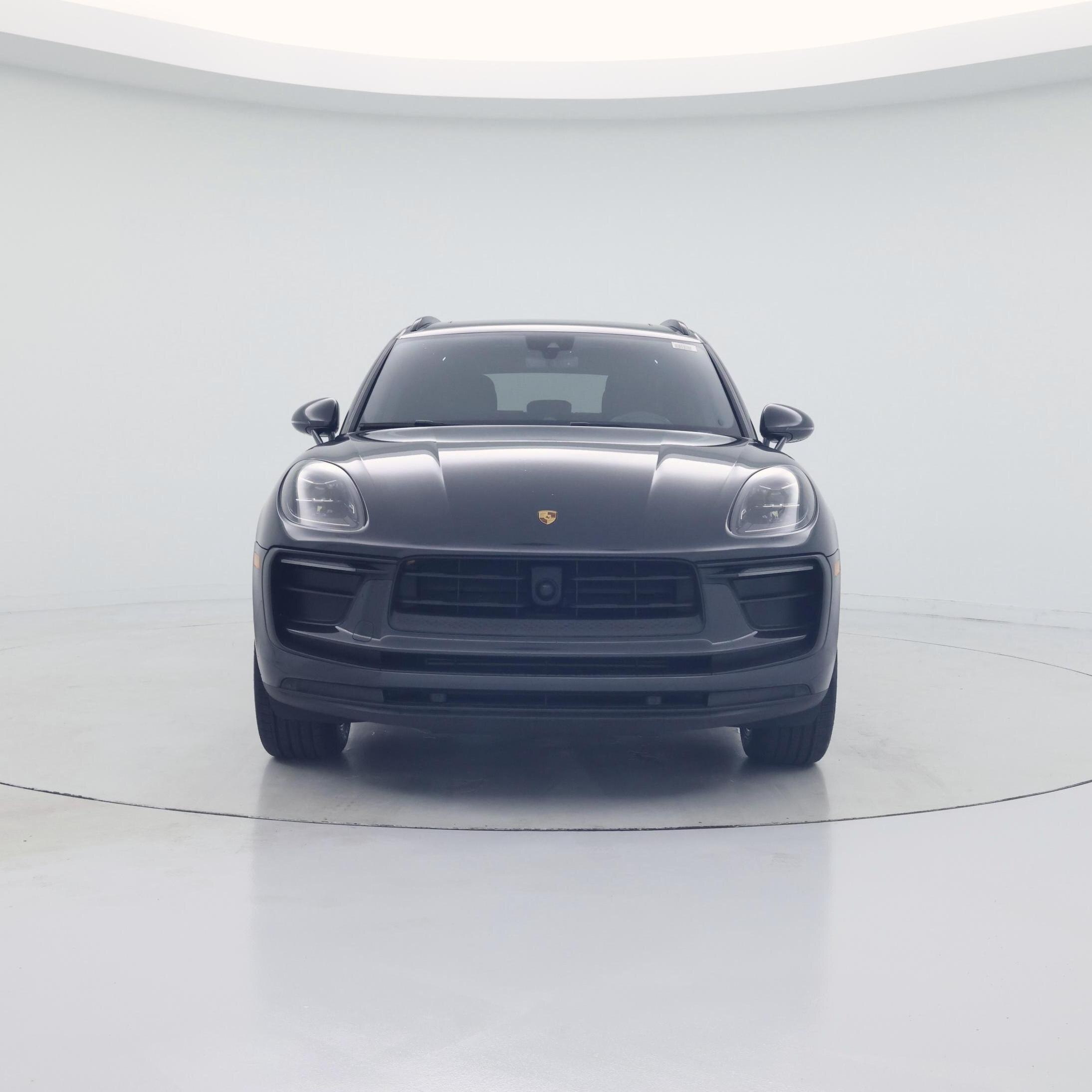 Thumbnail: 2023 Porsche Macan - 5